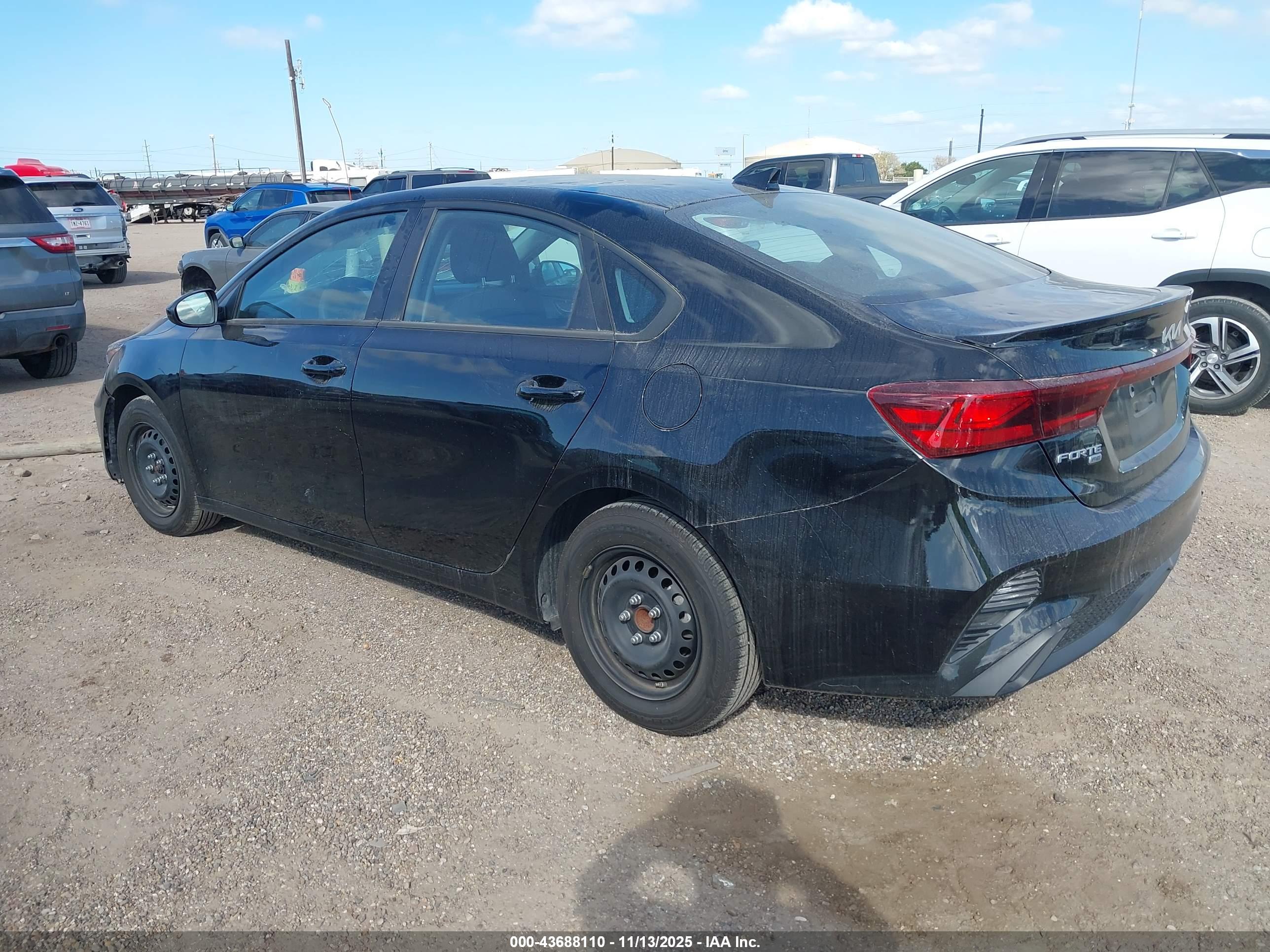 KIA FORTE image 3