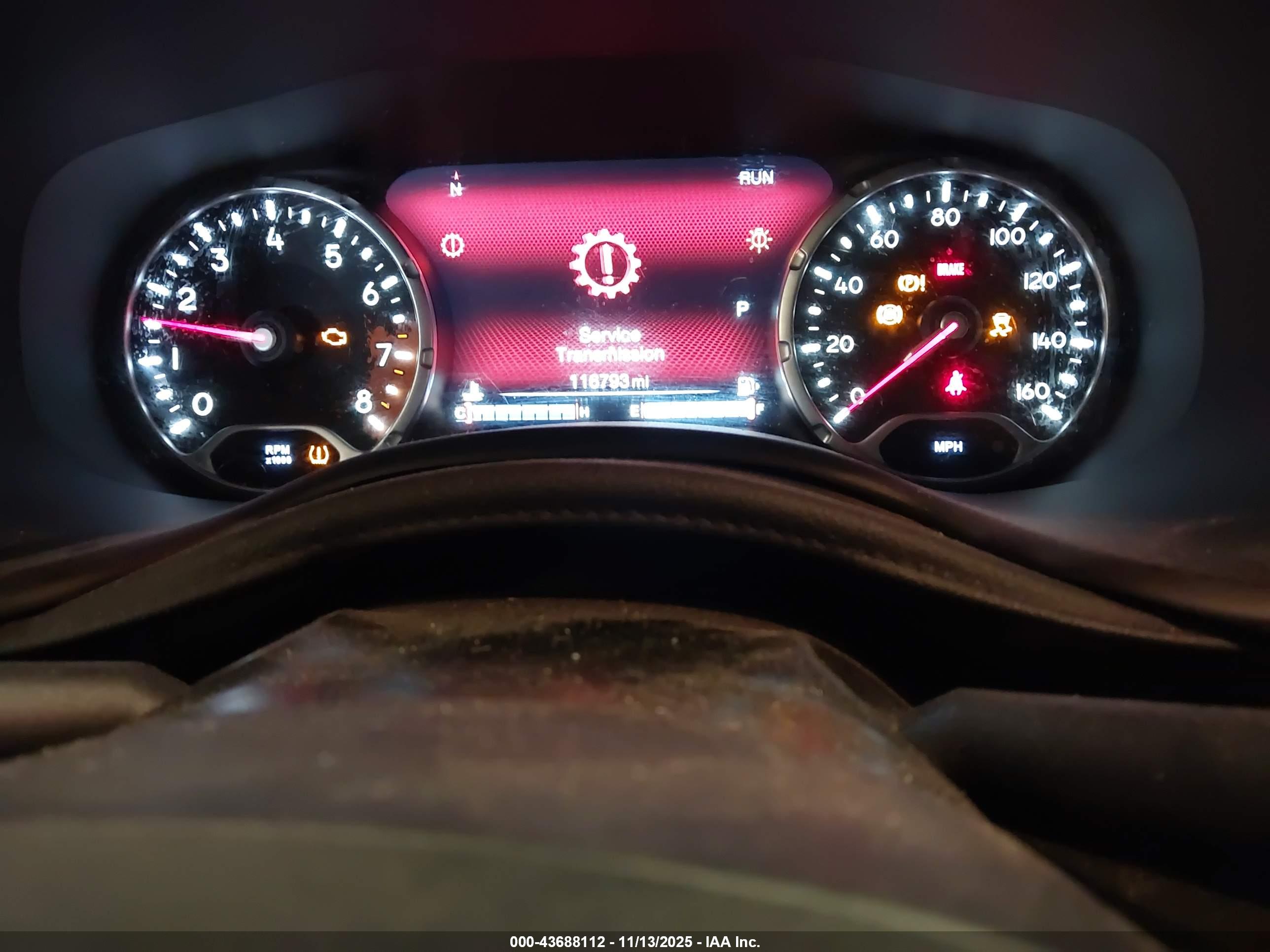 JEEP RENEGADE image 7