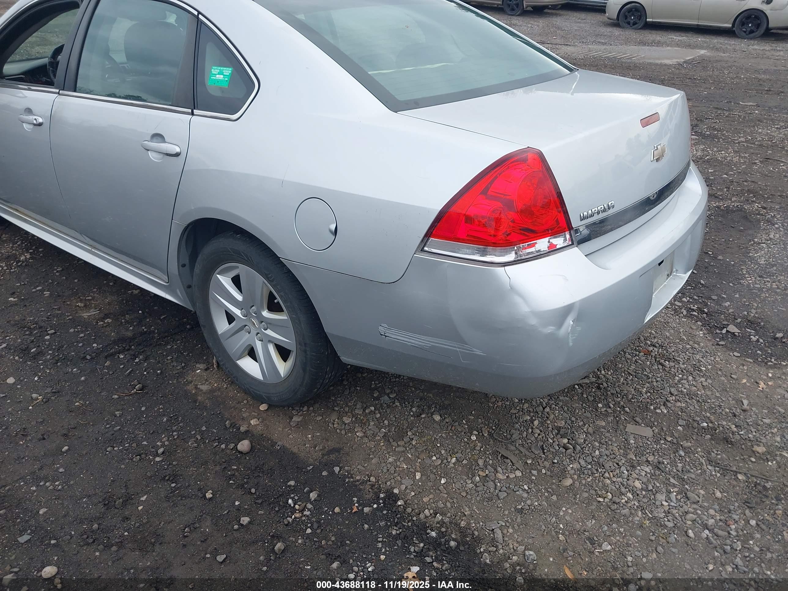 CHEVROLET IMPALA image 6