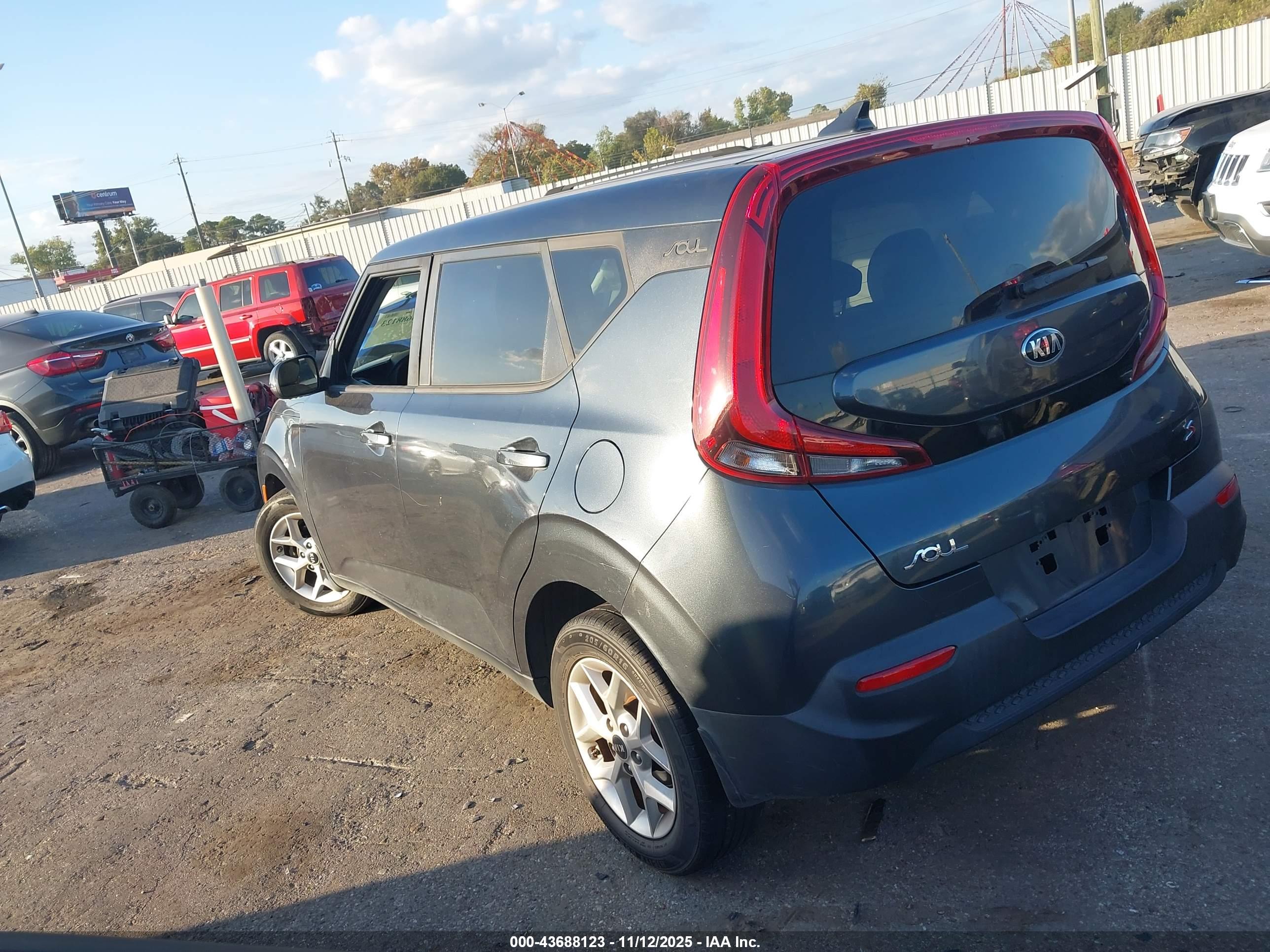 KIA SOUL image 3