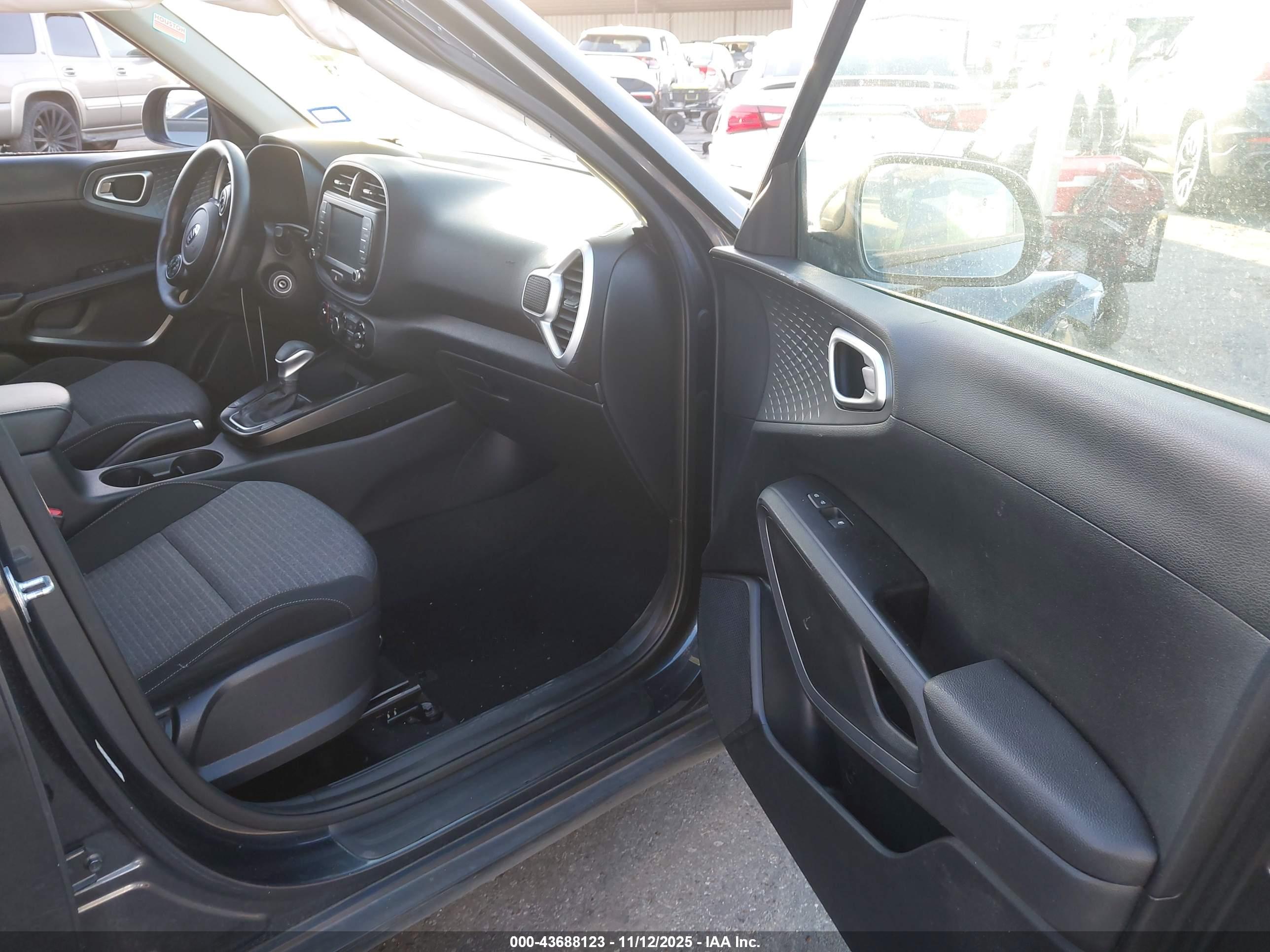 KIA SOUL image 5