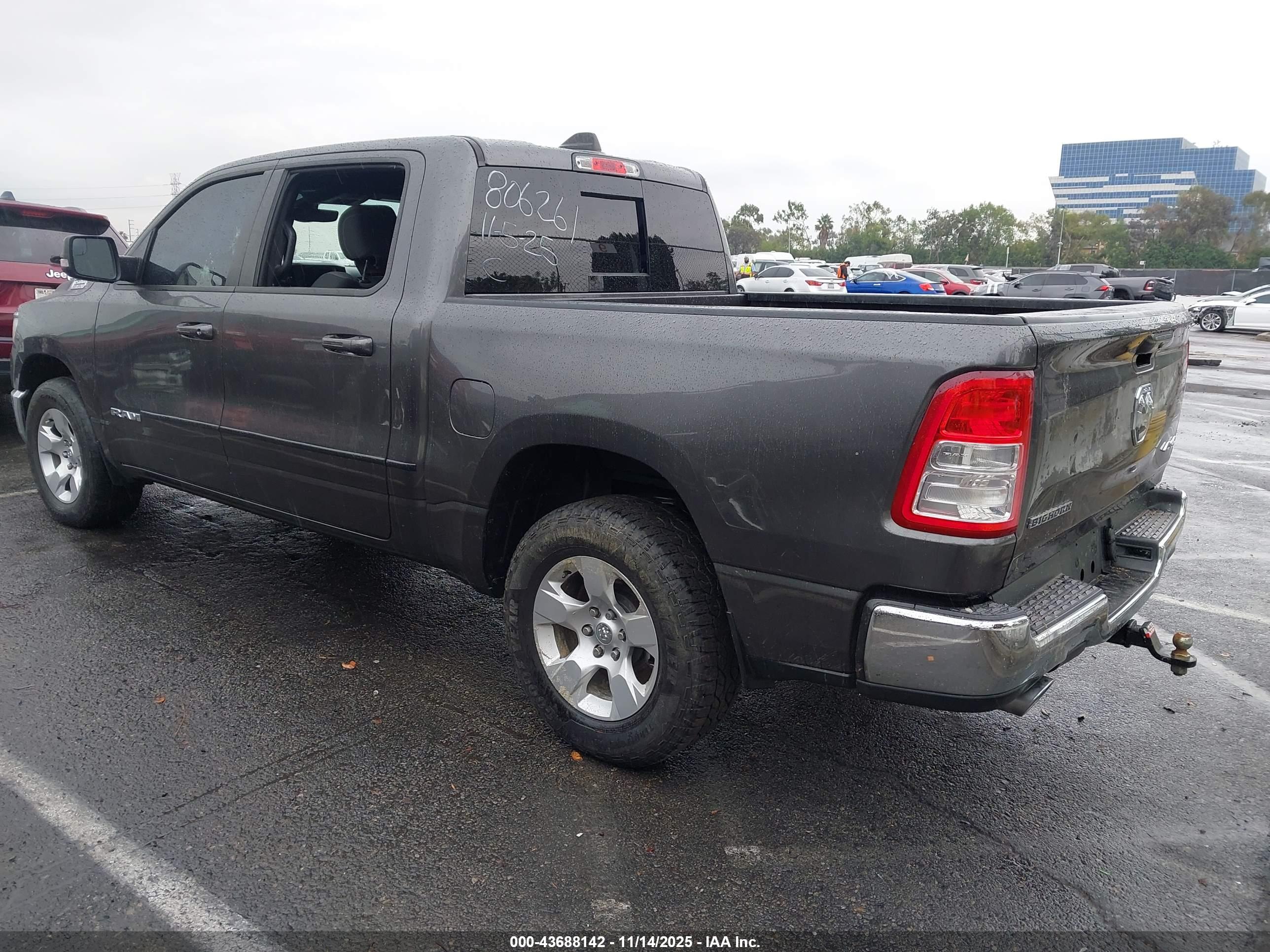 RAM 1500 image 3