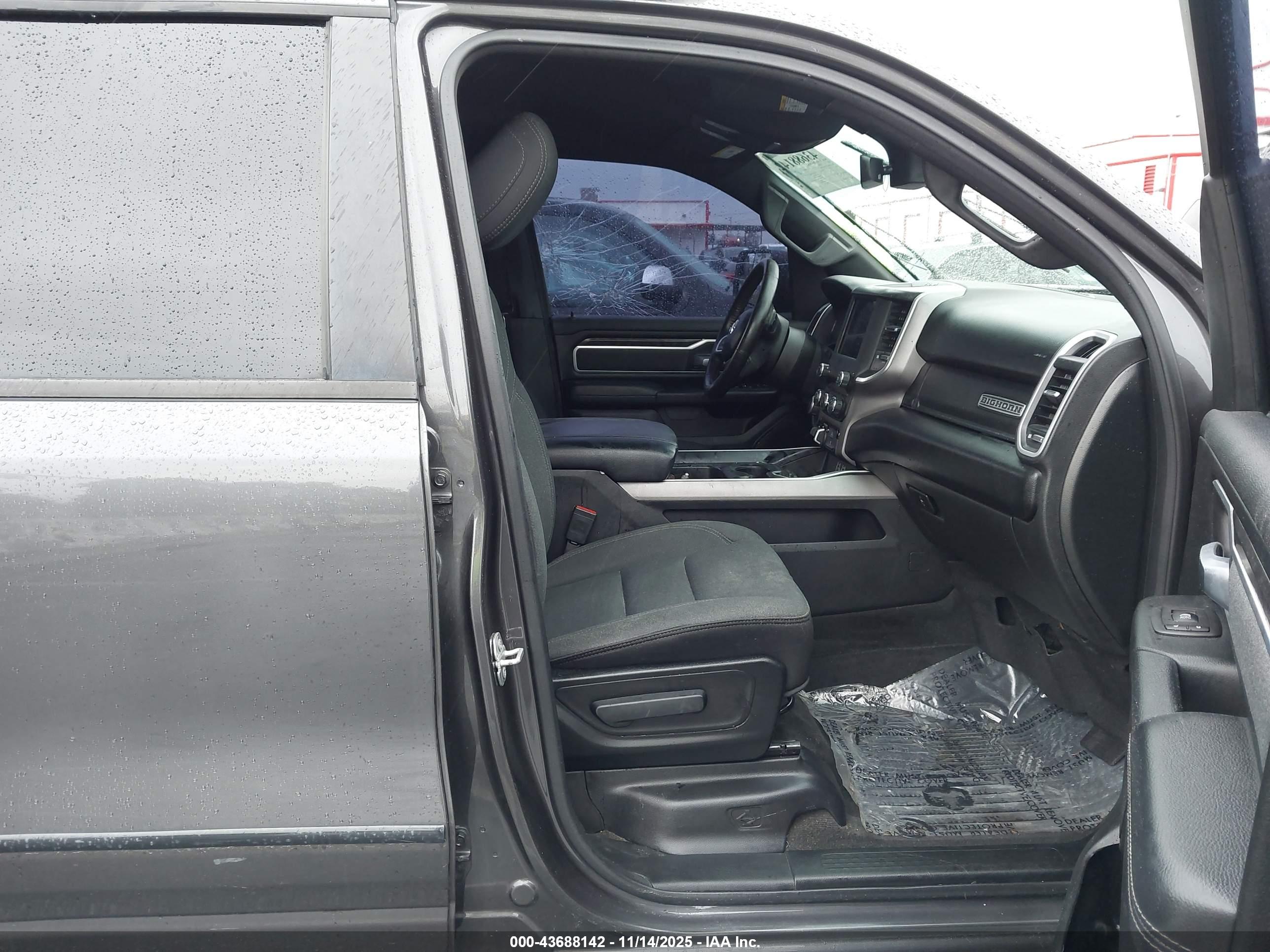 RAM 1500 image 5