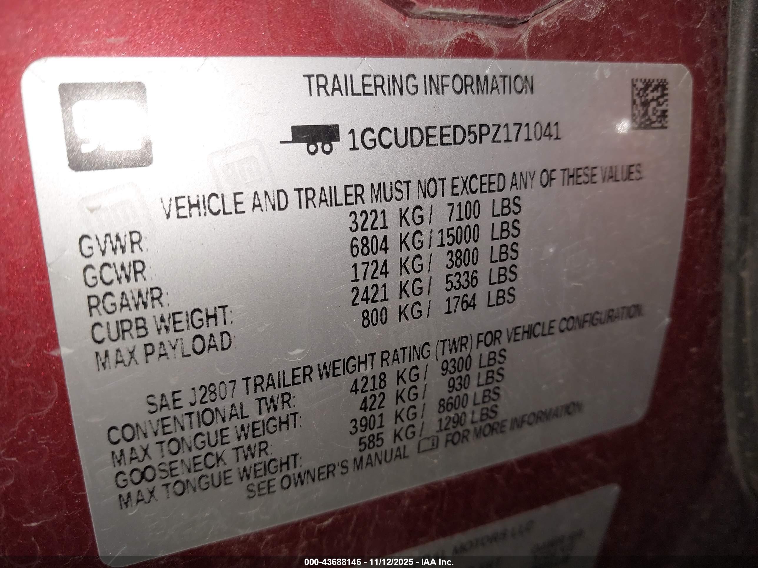 CHEVROLET SILVERADO image 9