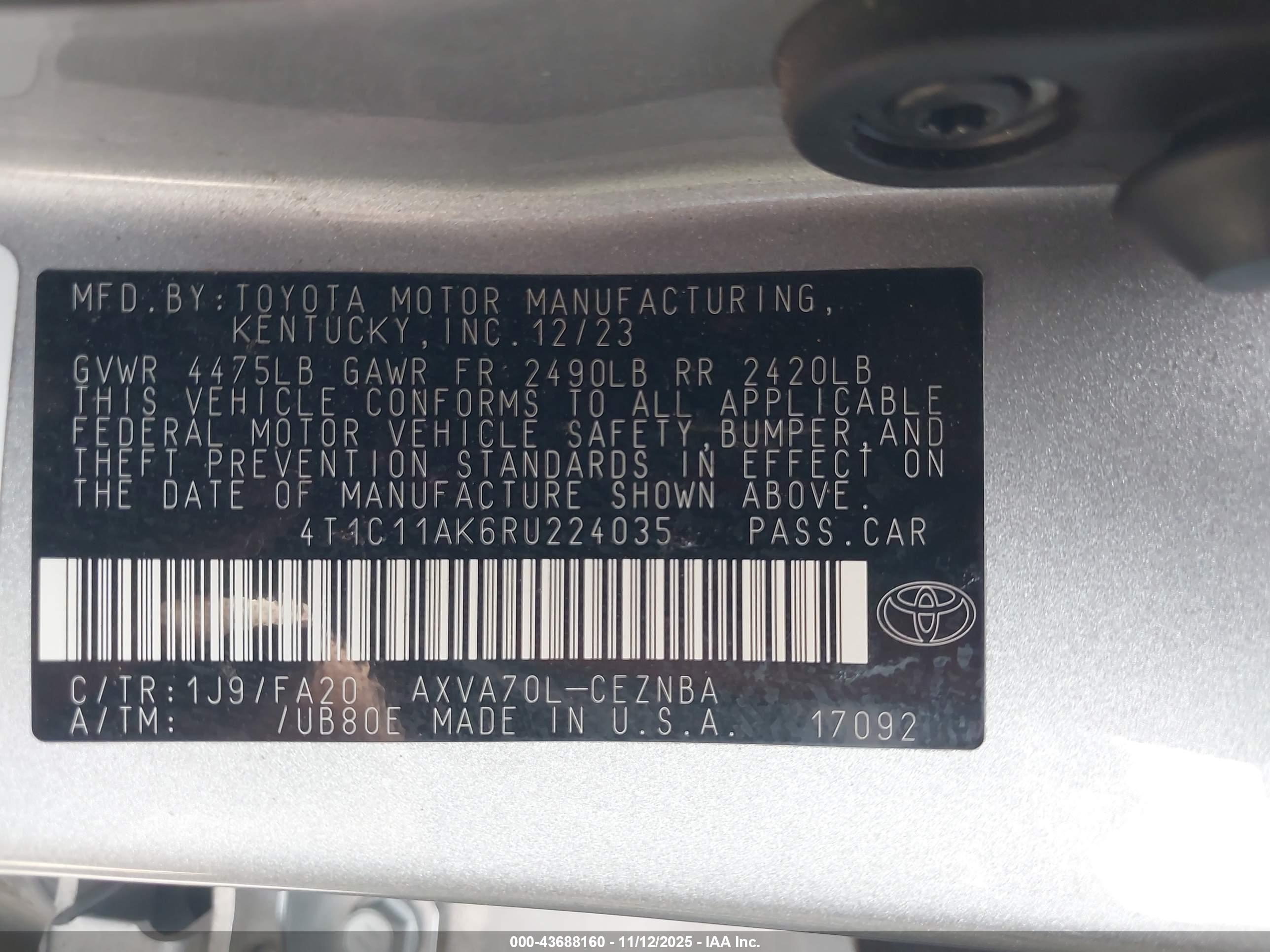 TOYOTA CAMRY image 9