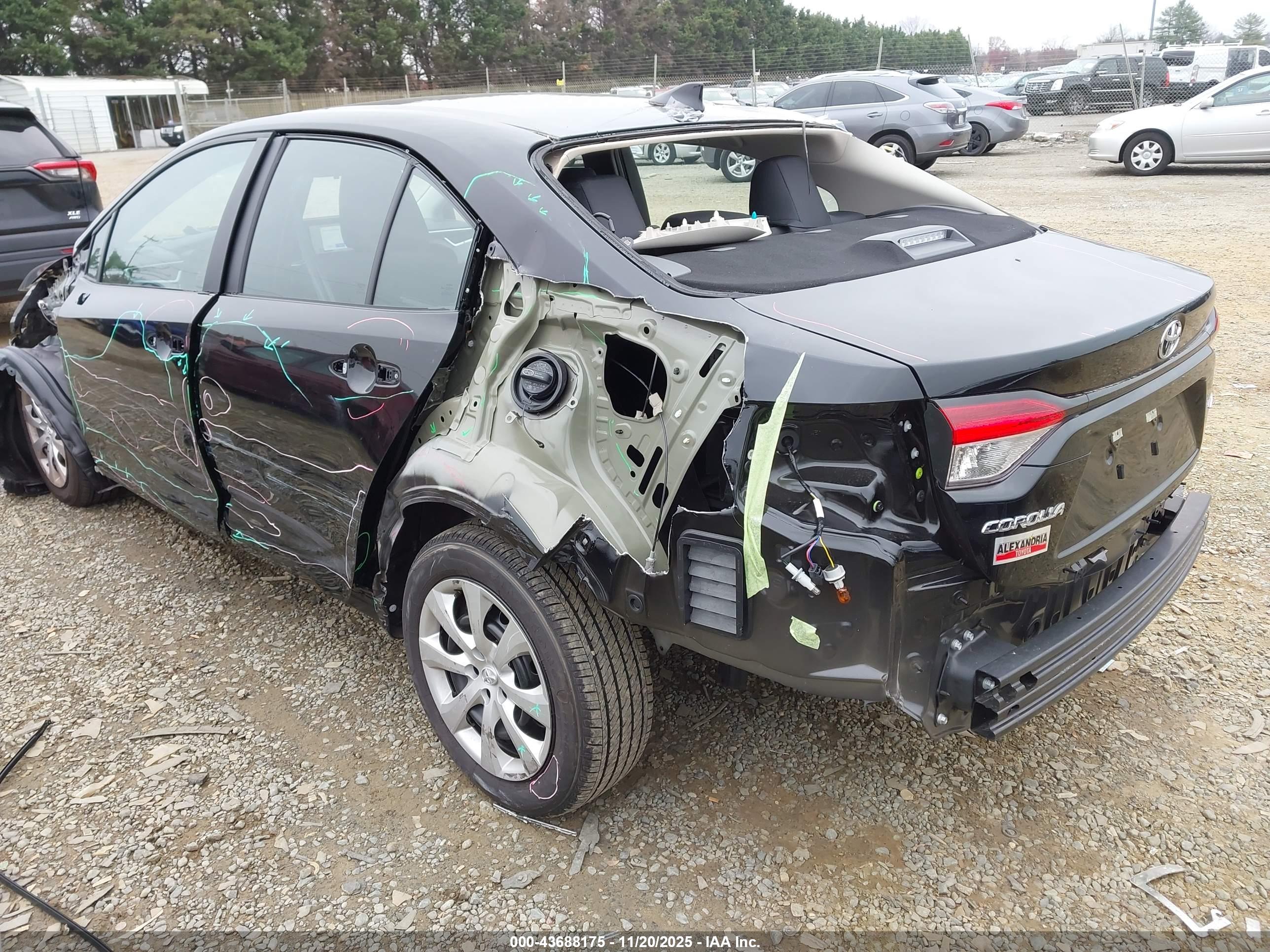 TOYOTA COROLLA image 3