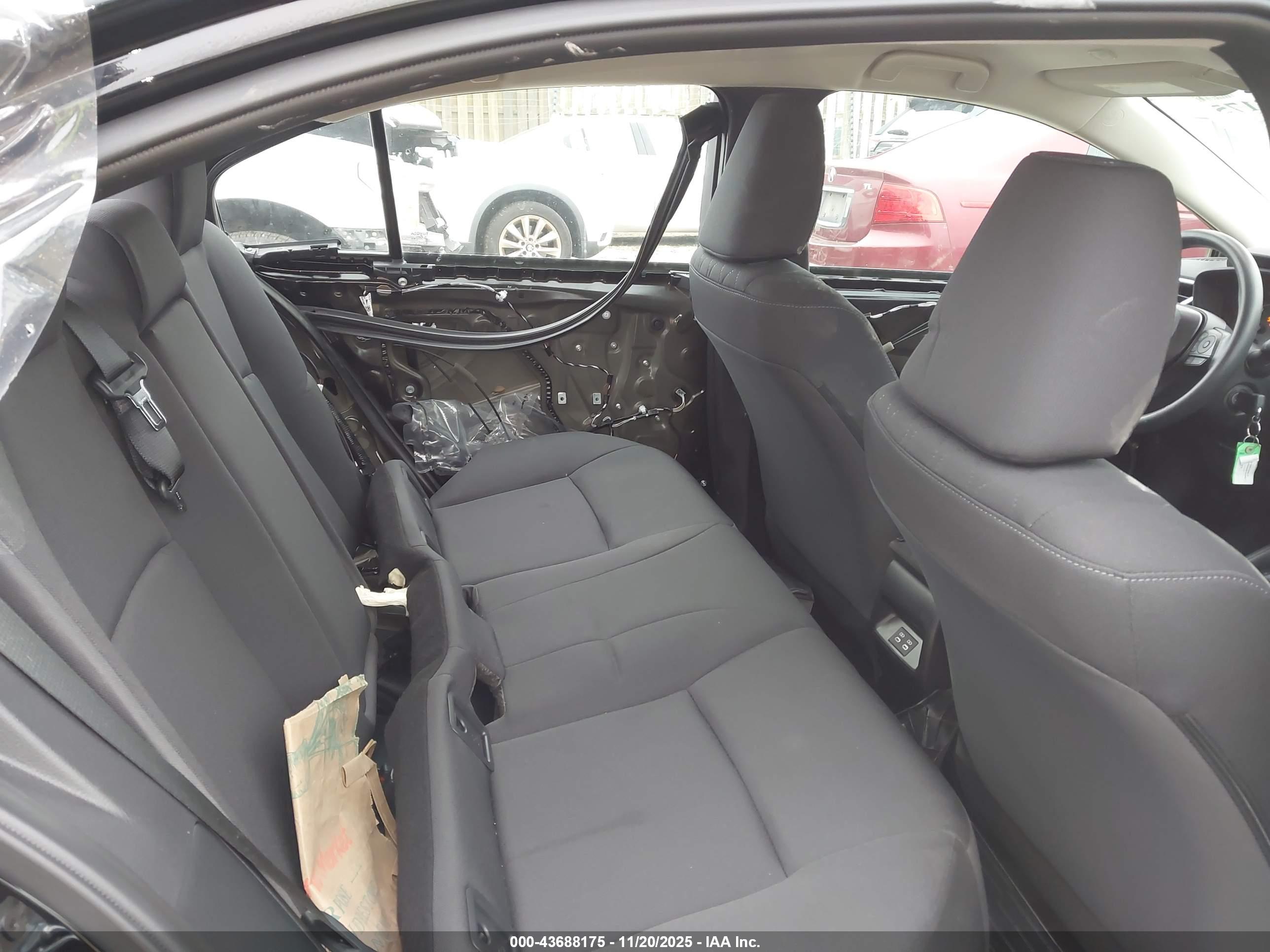 TOYOTA COROLLA image 8