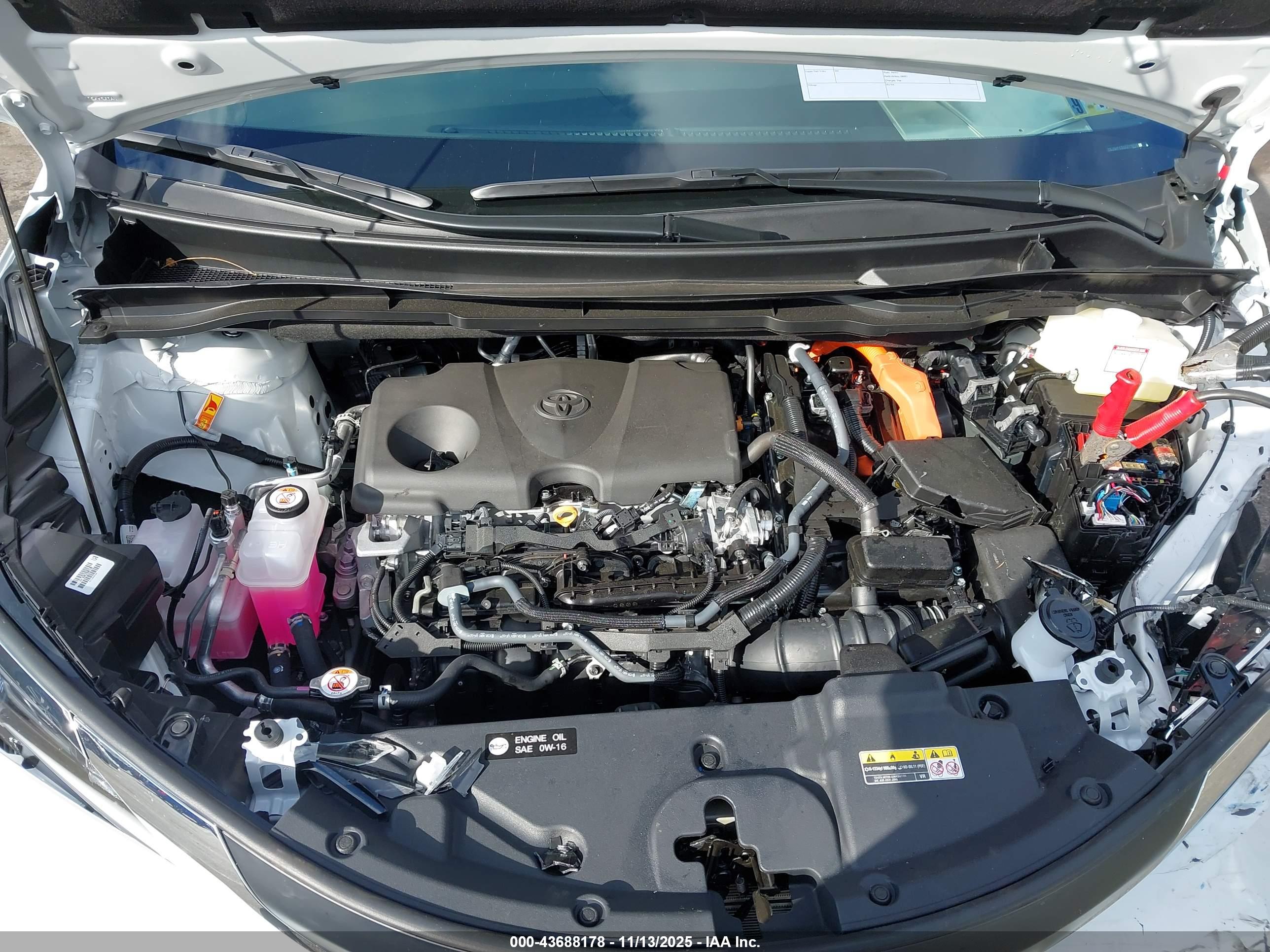 TOYOTA SIENNA image 10
