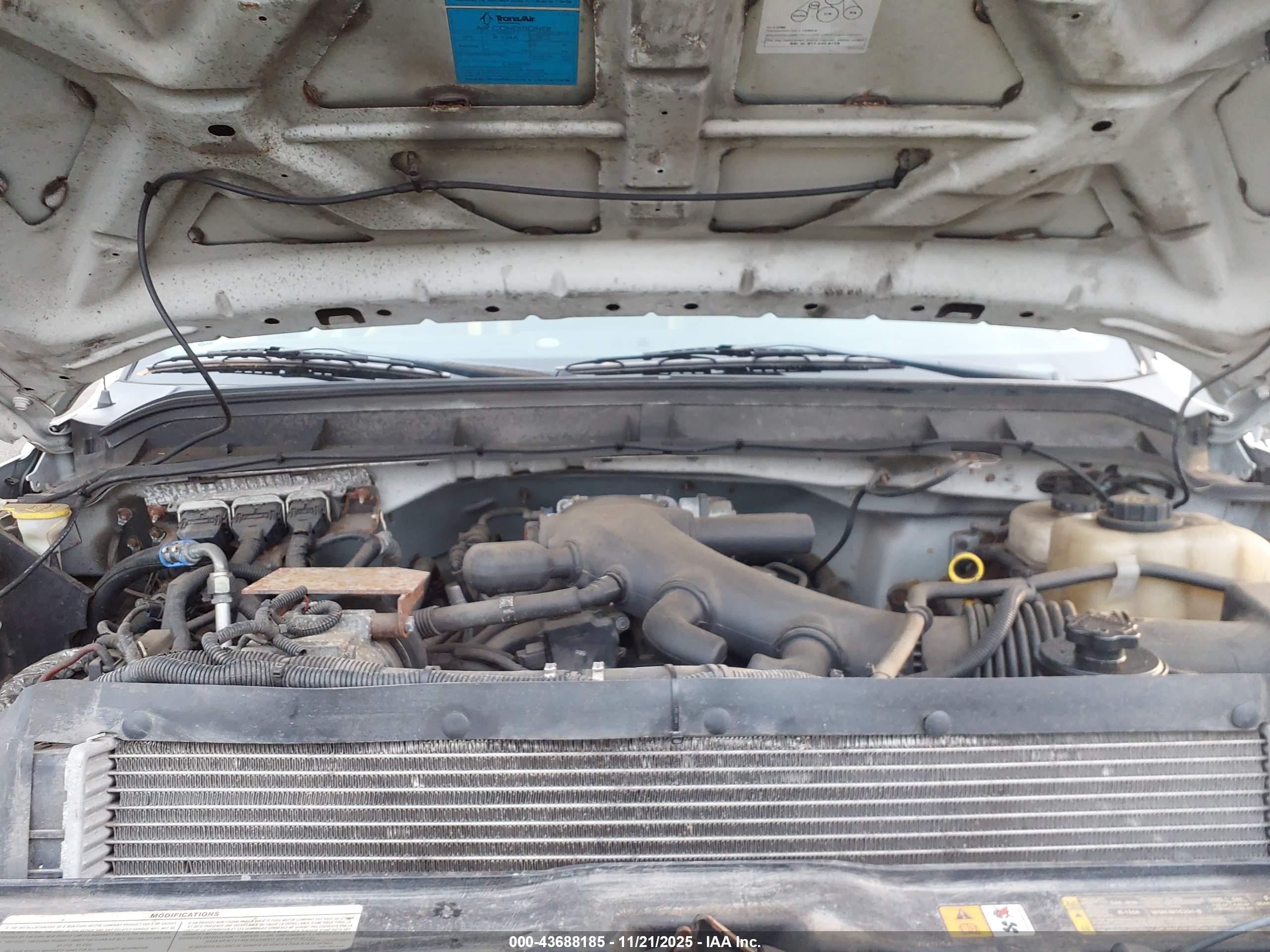 FORD F-550 image 10