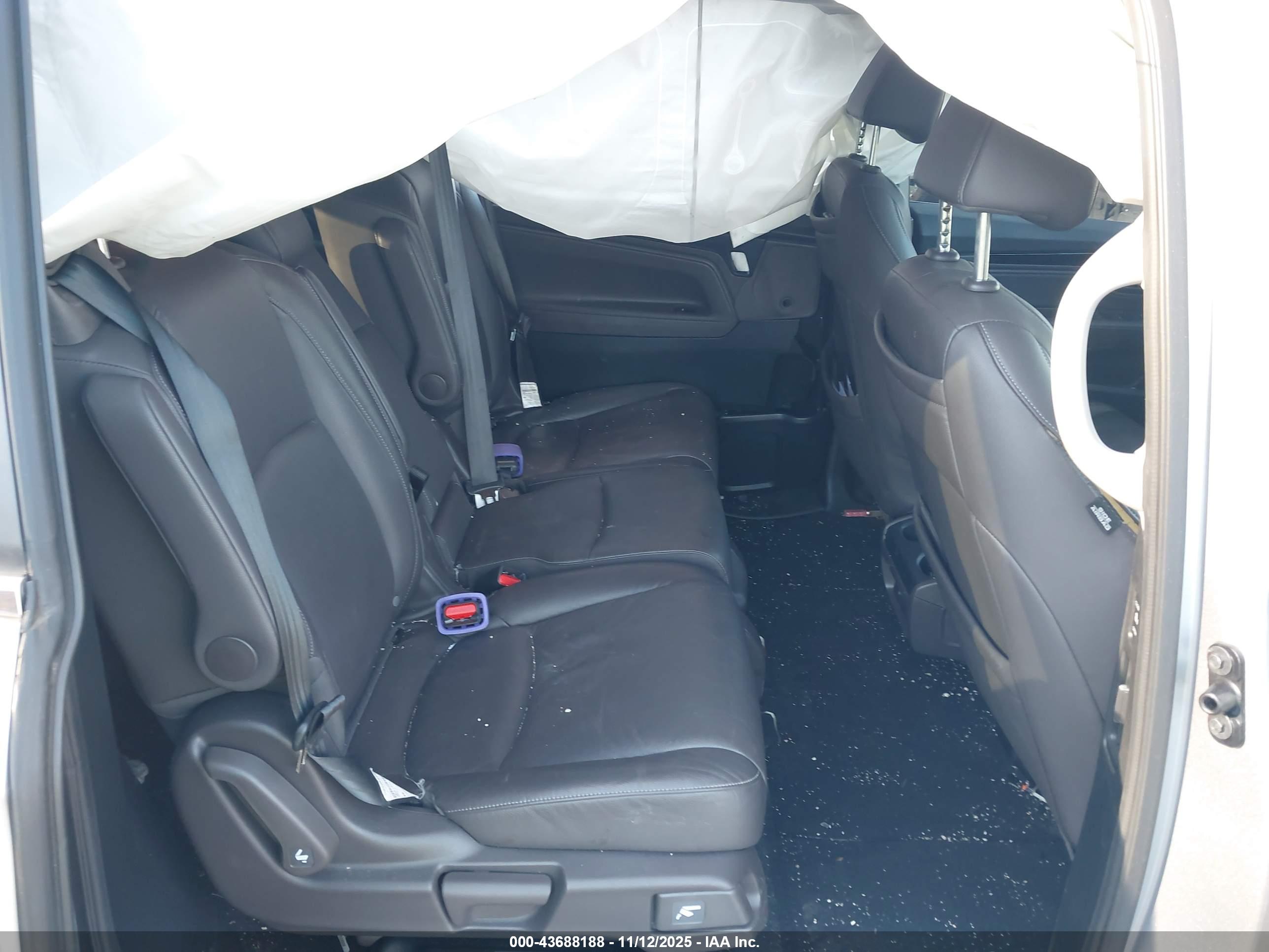 HONDA ODYSSEY image 8