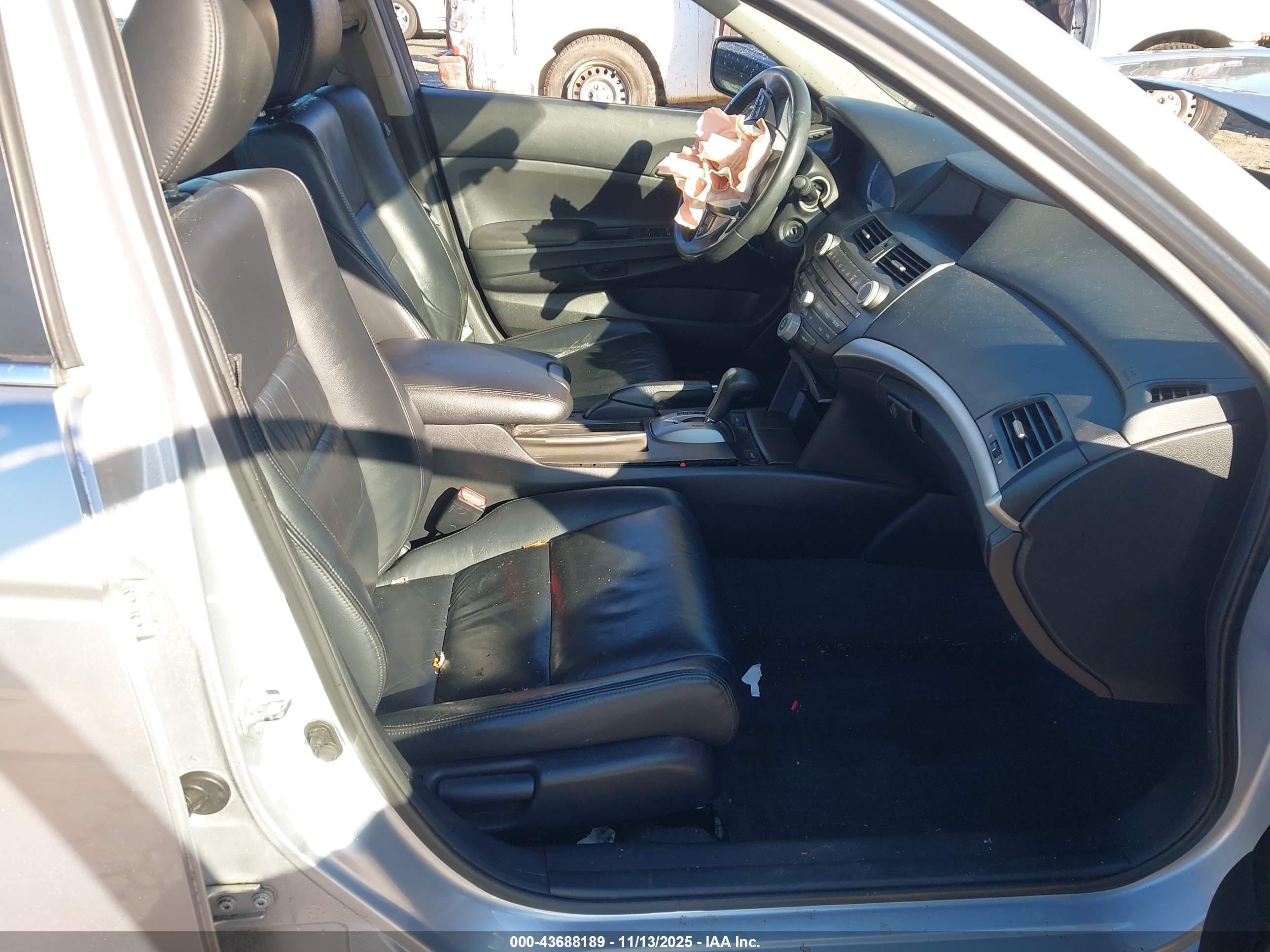 HONDA ACCORD image 5