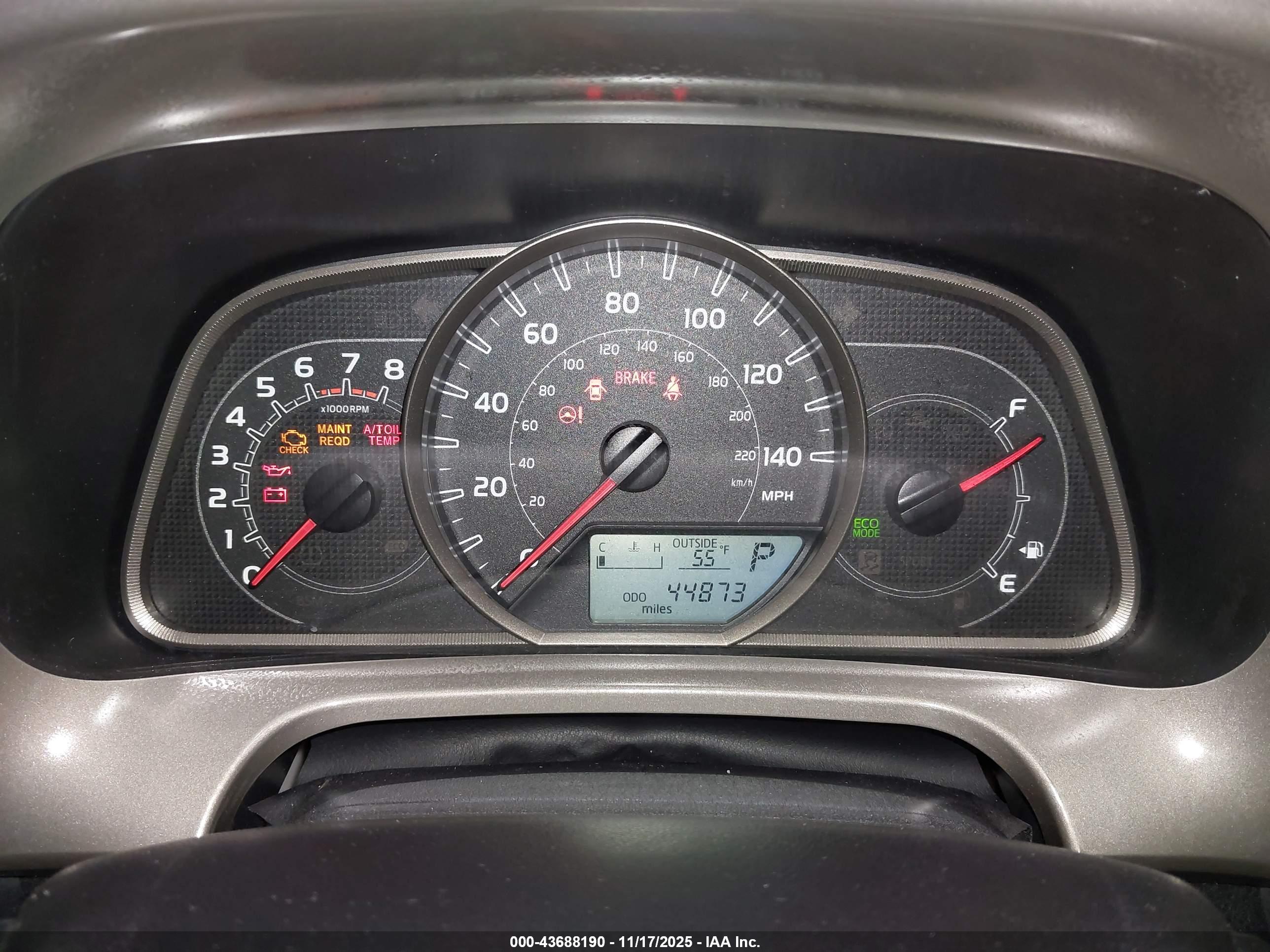 TOYOTA RAV4 image 7
