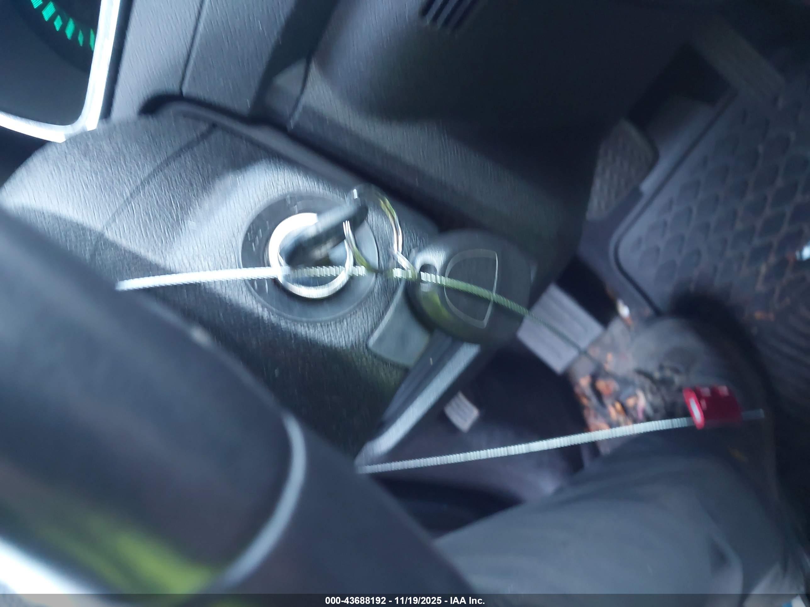 CHEVROLET TRAVERSE image 11