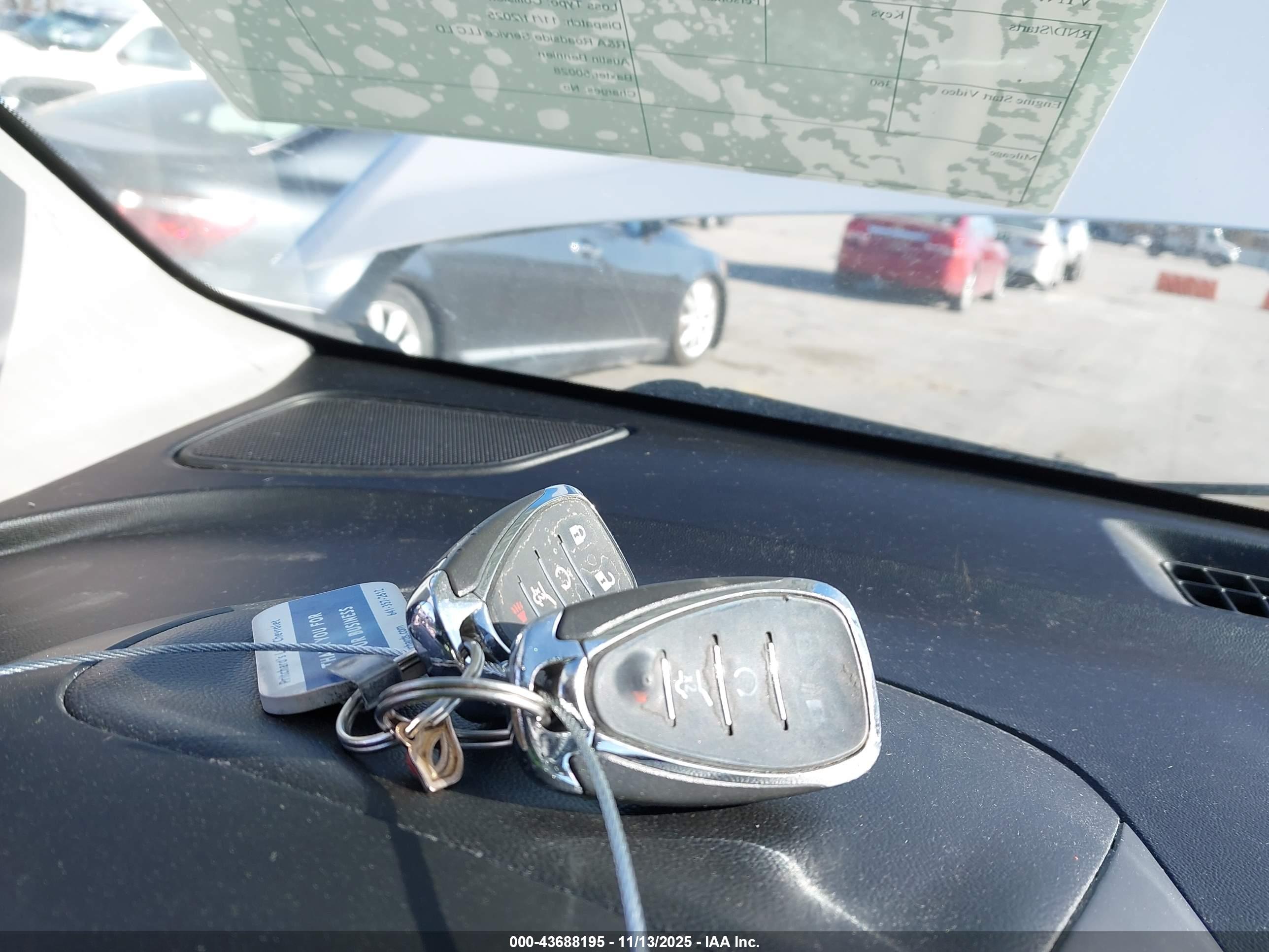 CHEVROLET EQUINOX image 11