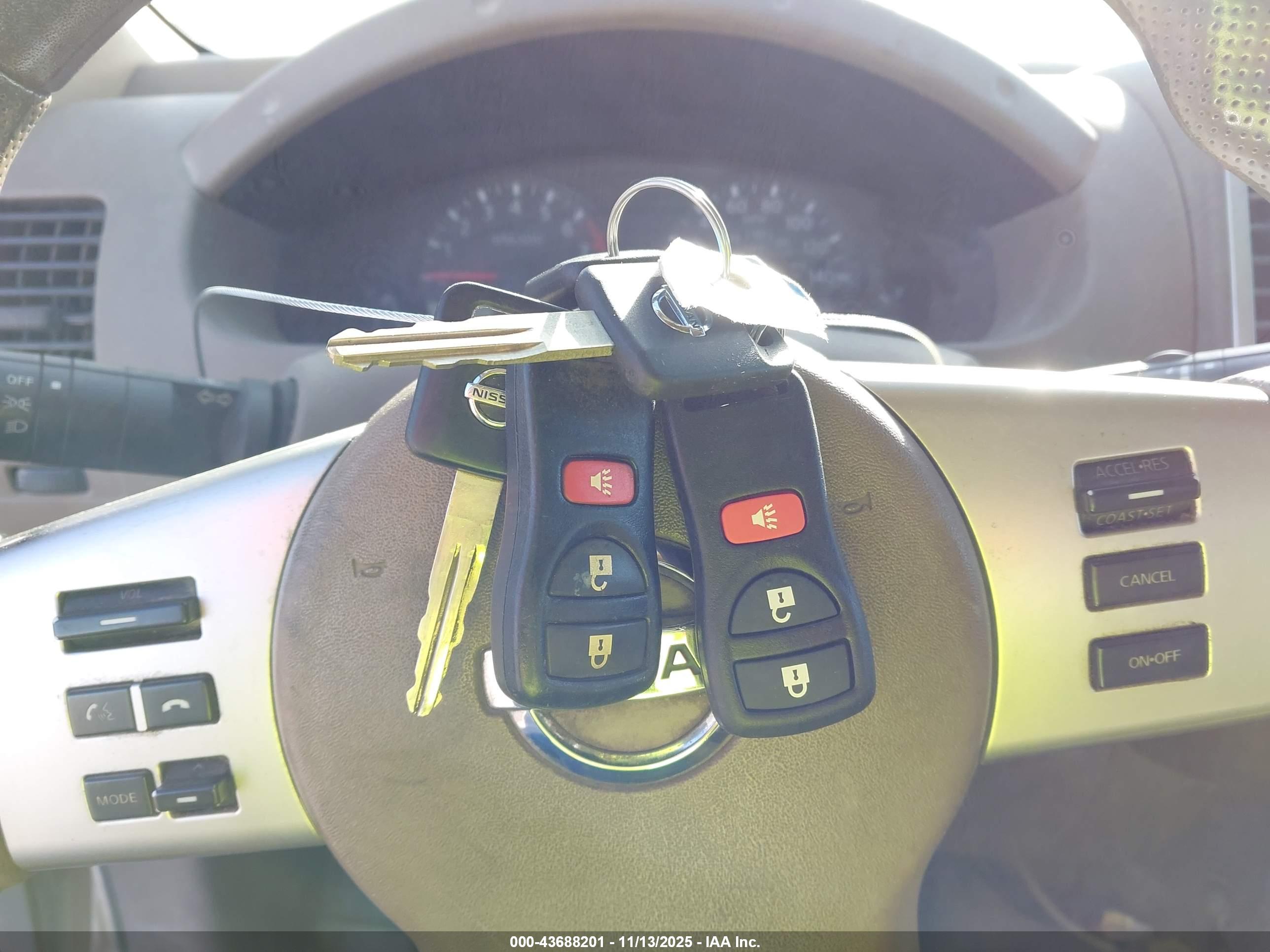 NISSAN FRONTIER image 11