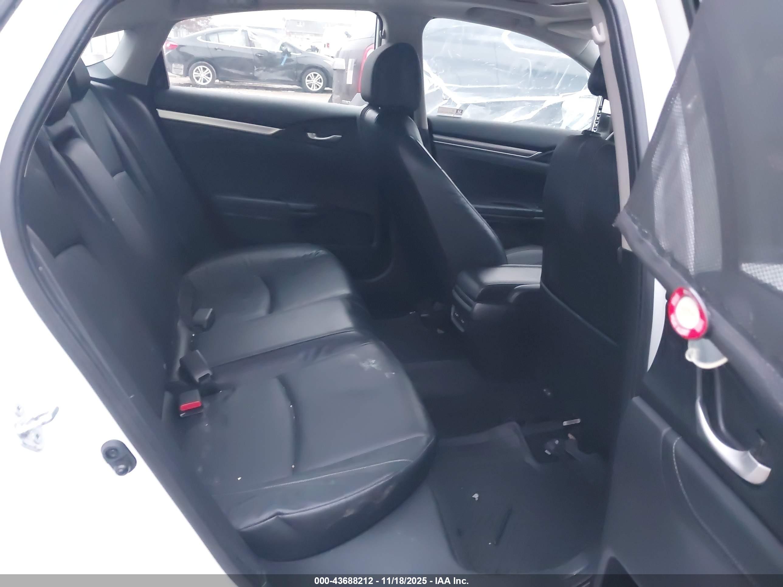 HONDA CIVIC image 8