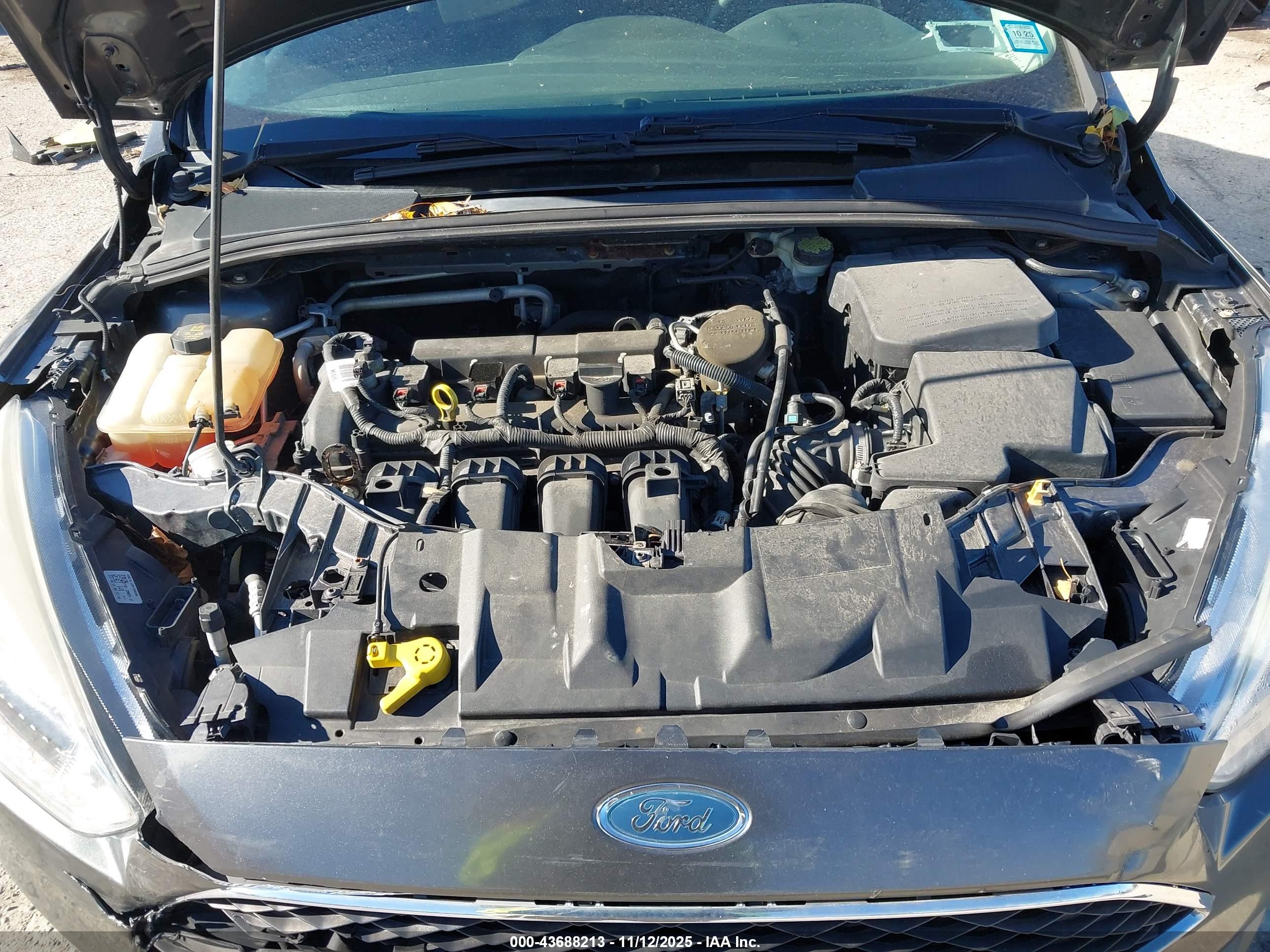 FORD FOCUS image 10