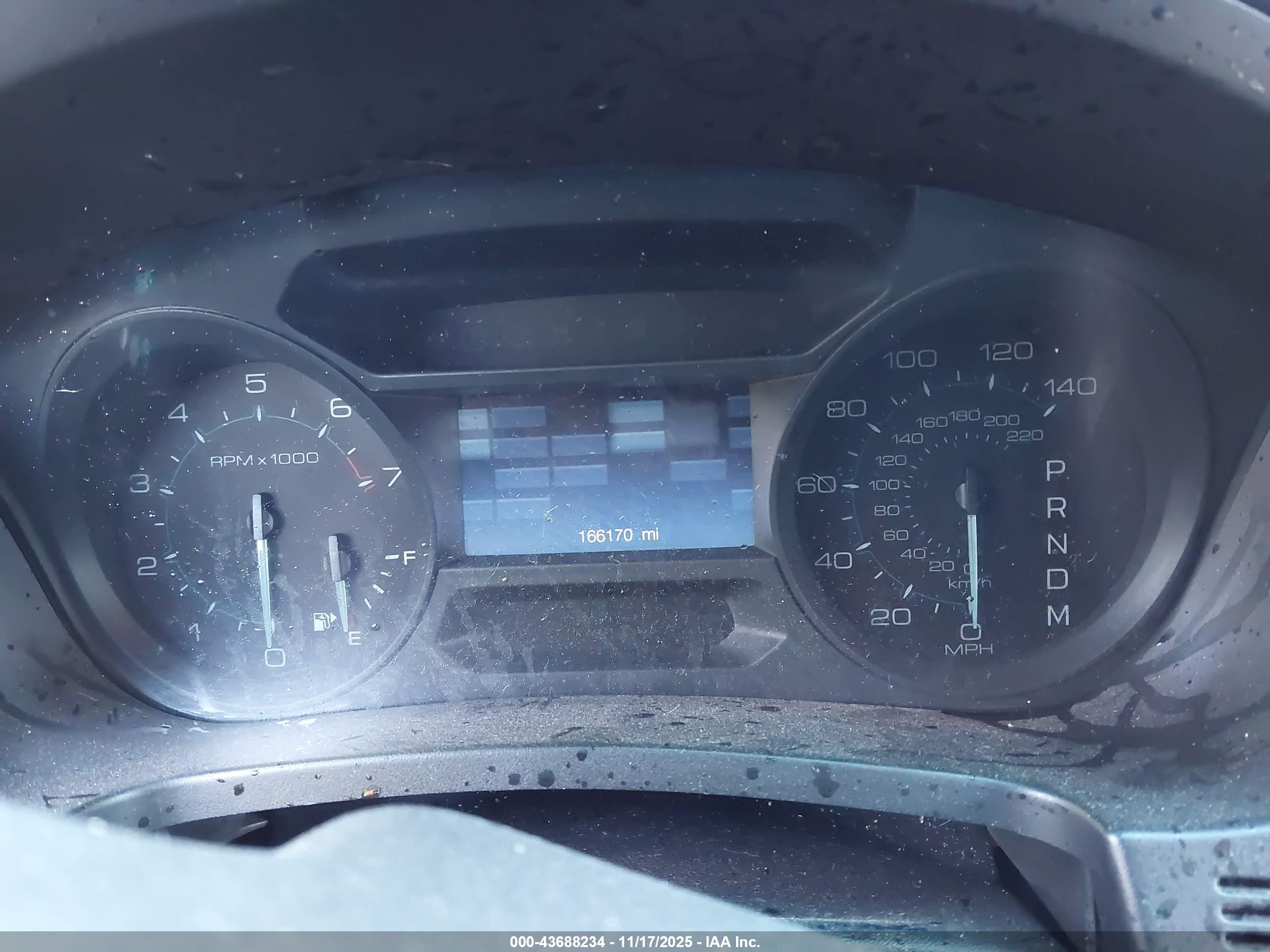 FORD EXPLORER image 7
