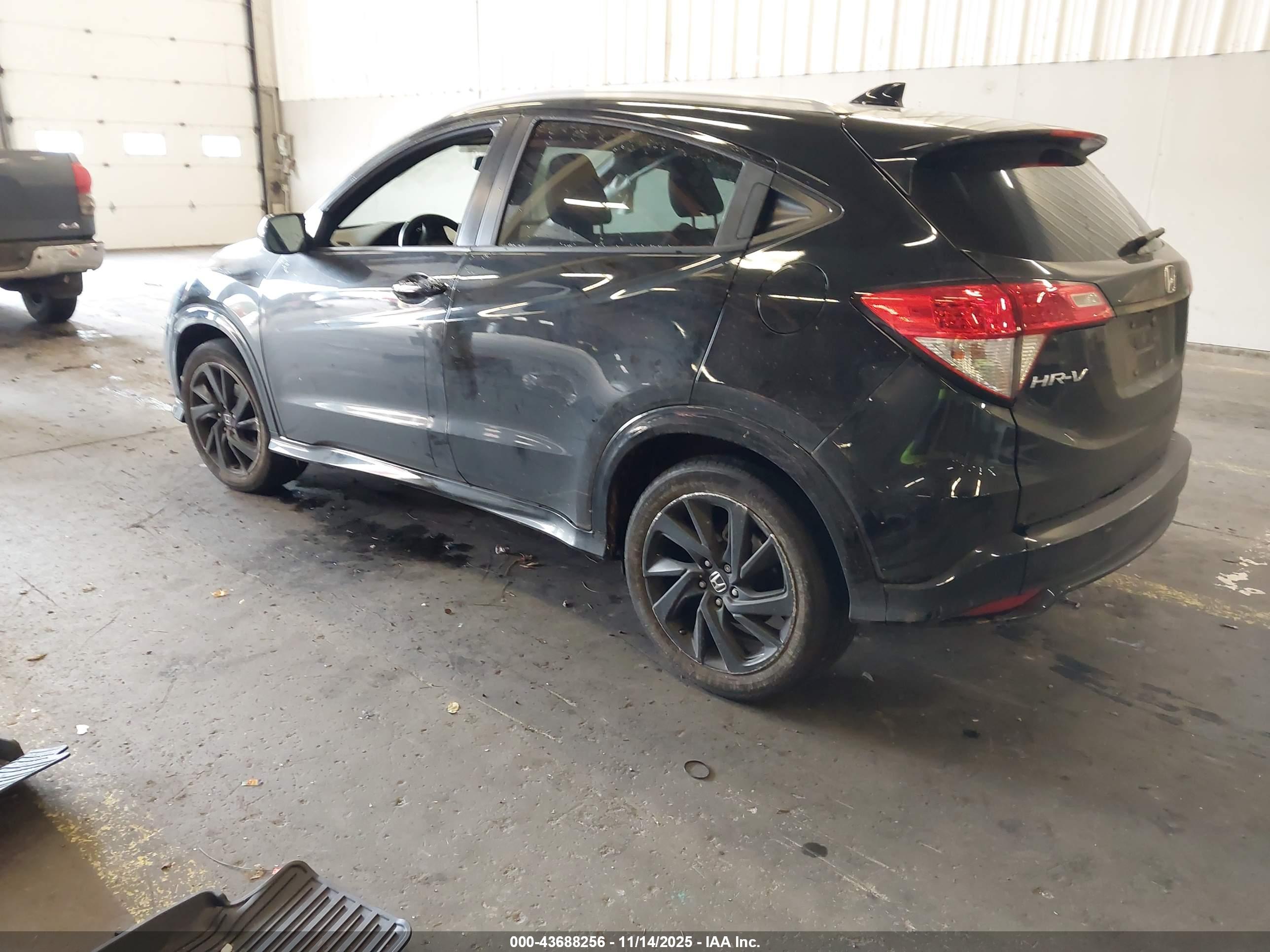HONDA HR-V image 3