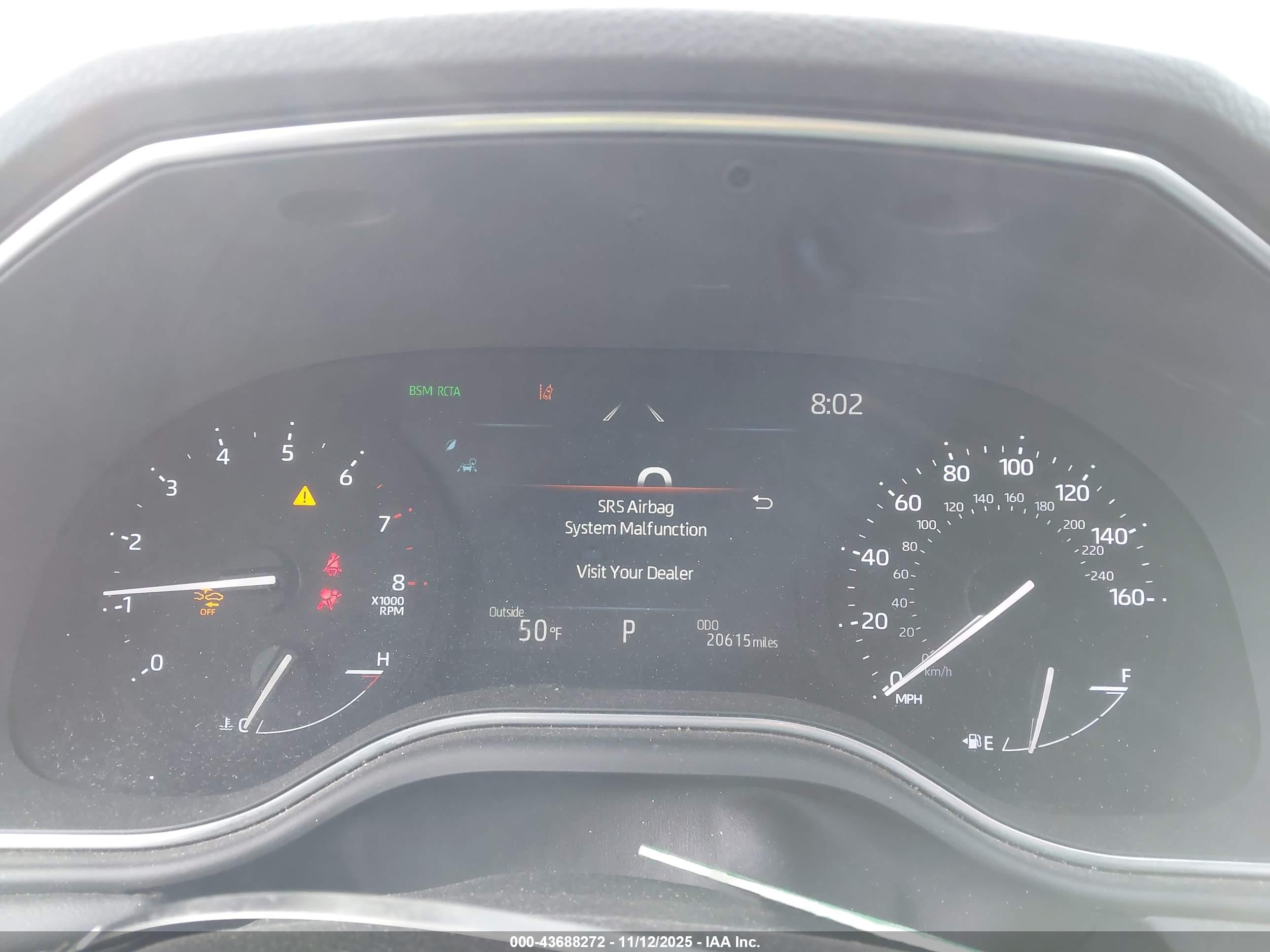 TOYOTA AVALON image 7