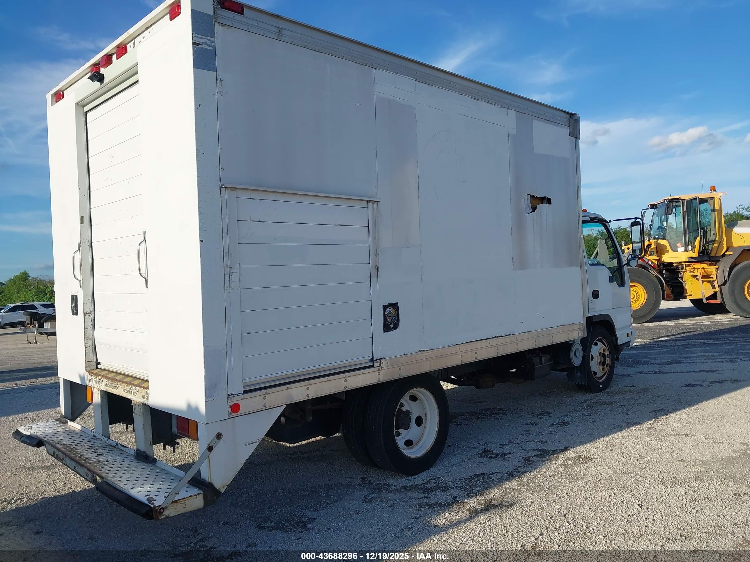 GMC W4S042 image 4