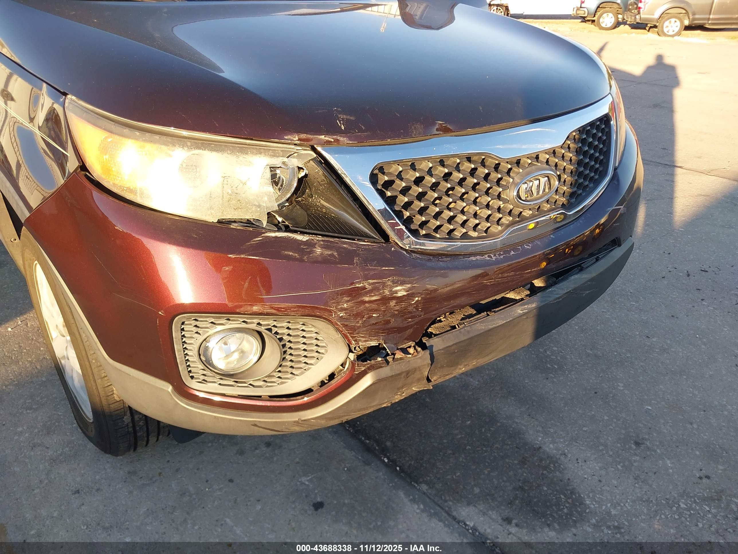 KIA SORENTO image 6