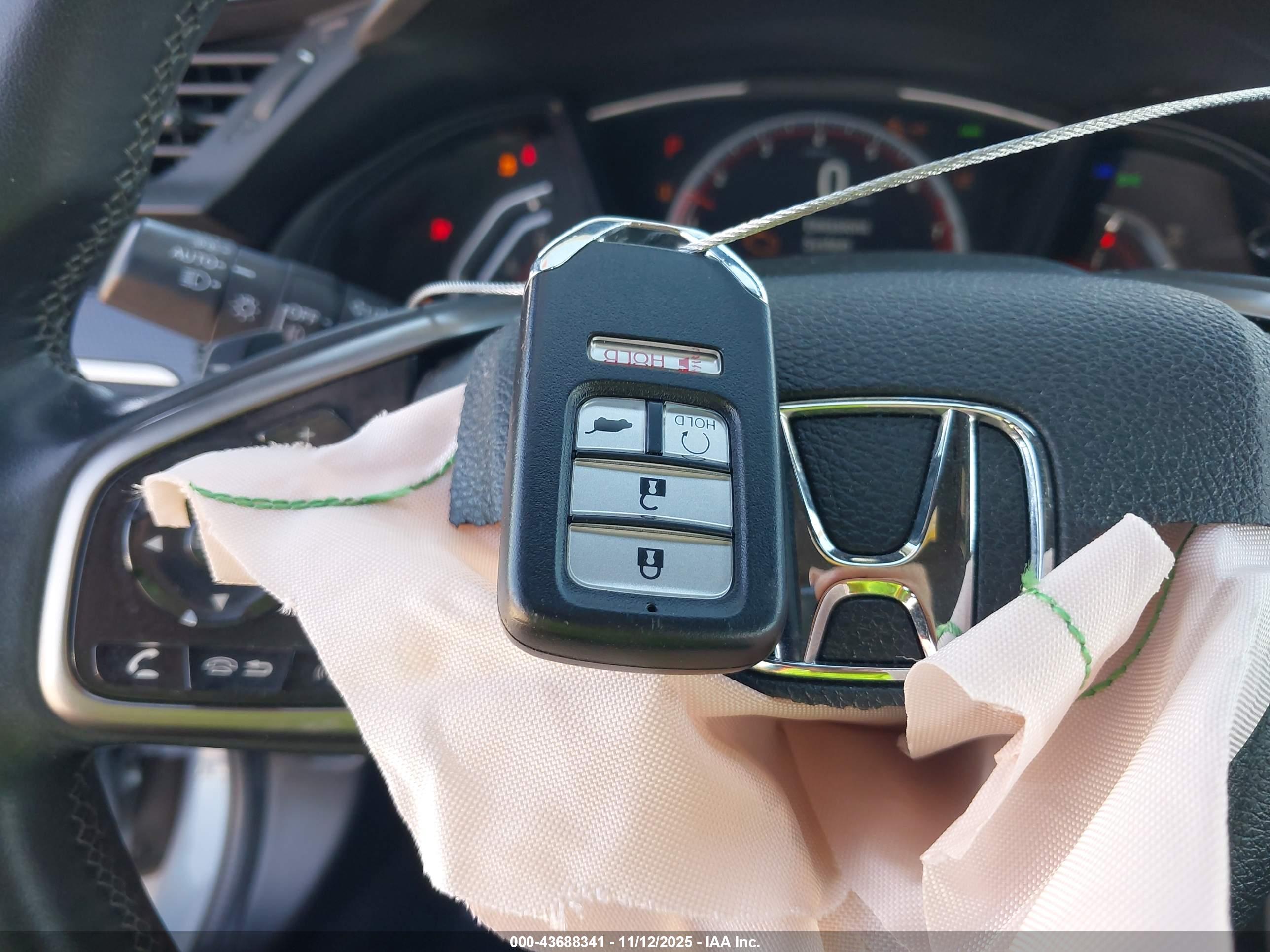 HONDA CIVIC image 11