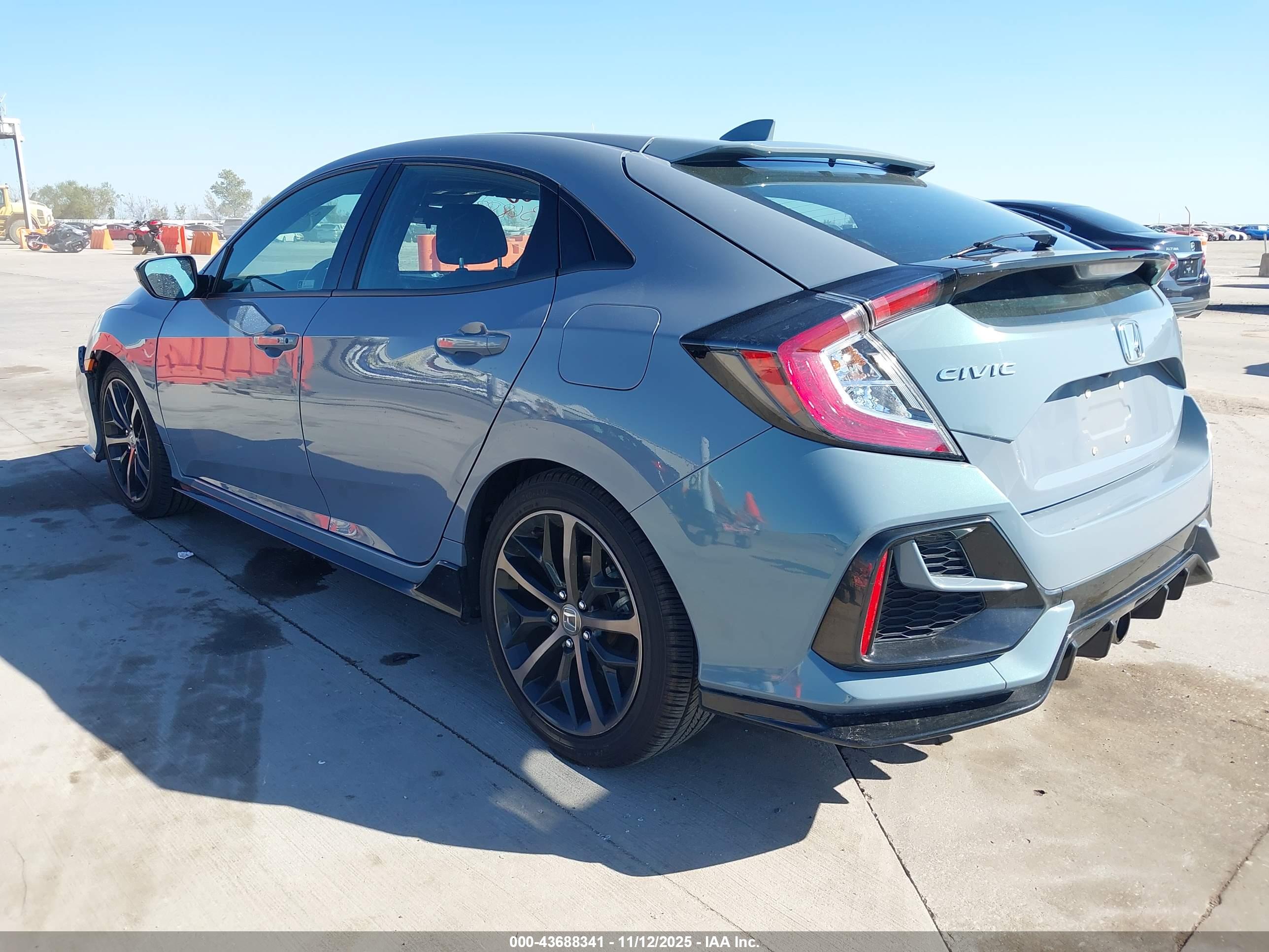 HONDA CIVIC image 3