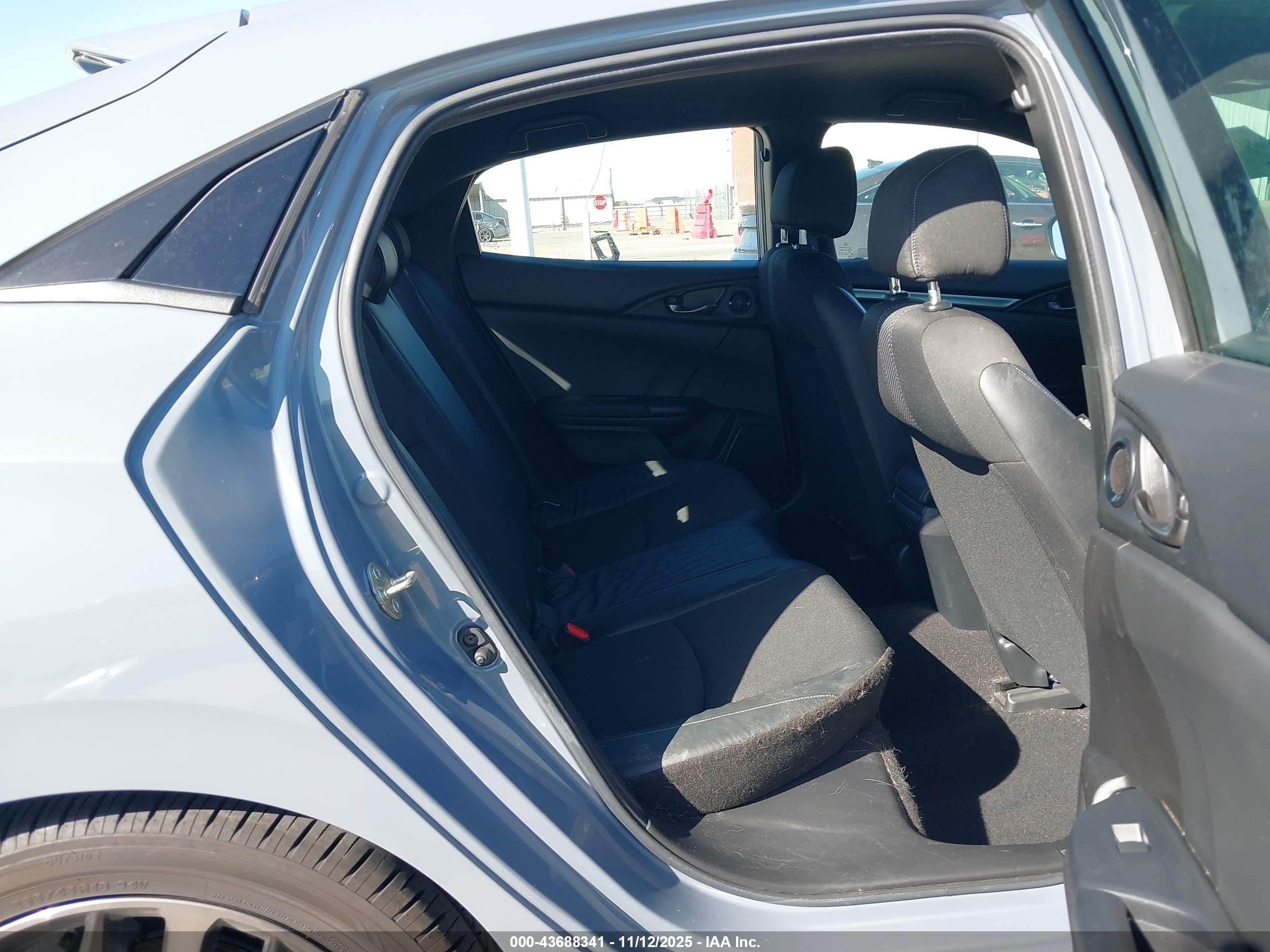 HONDA CIVIC image 8
