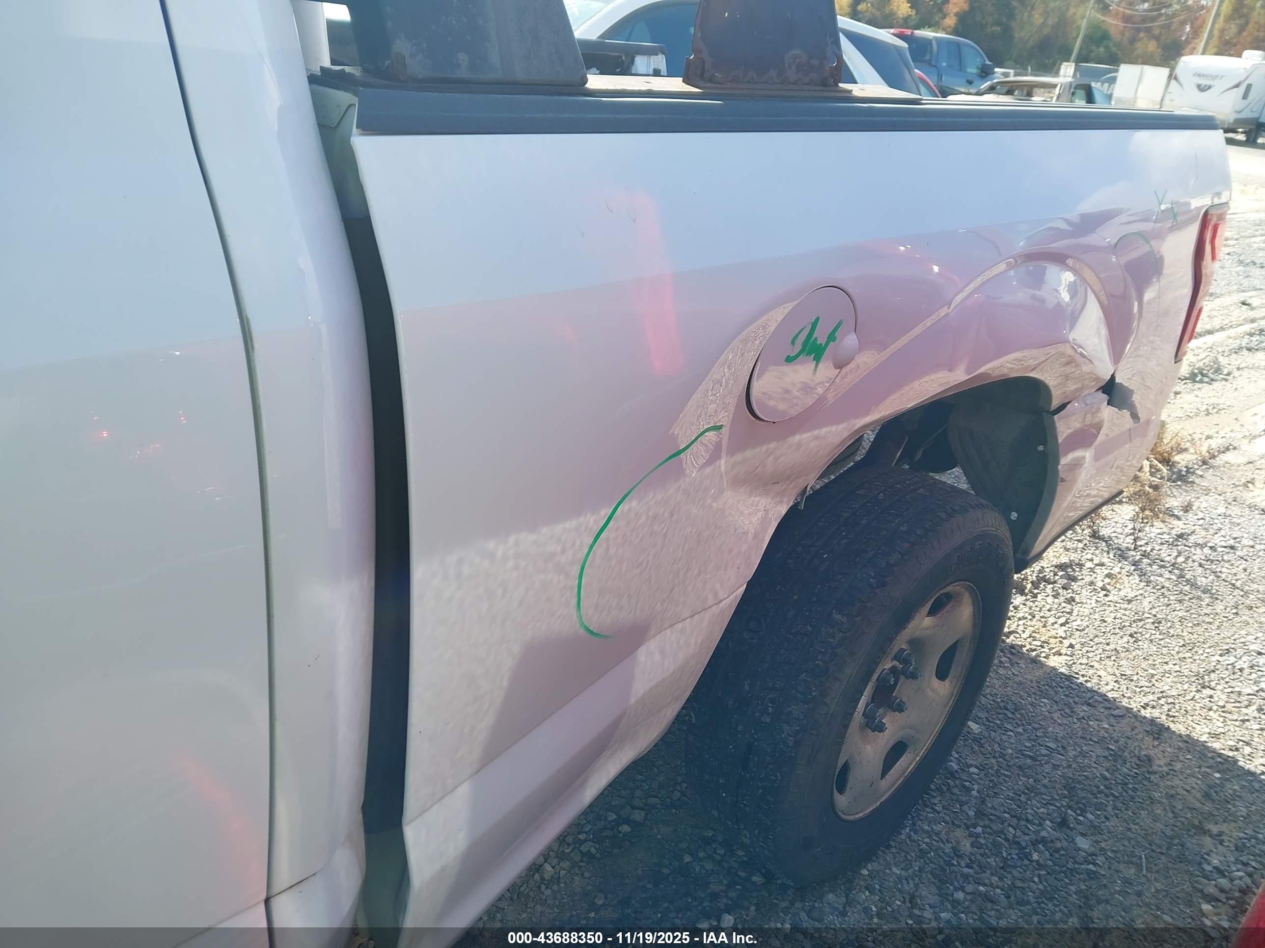 FORD F-150 image 6