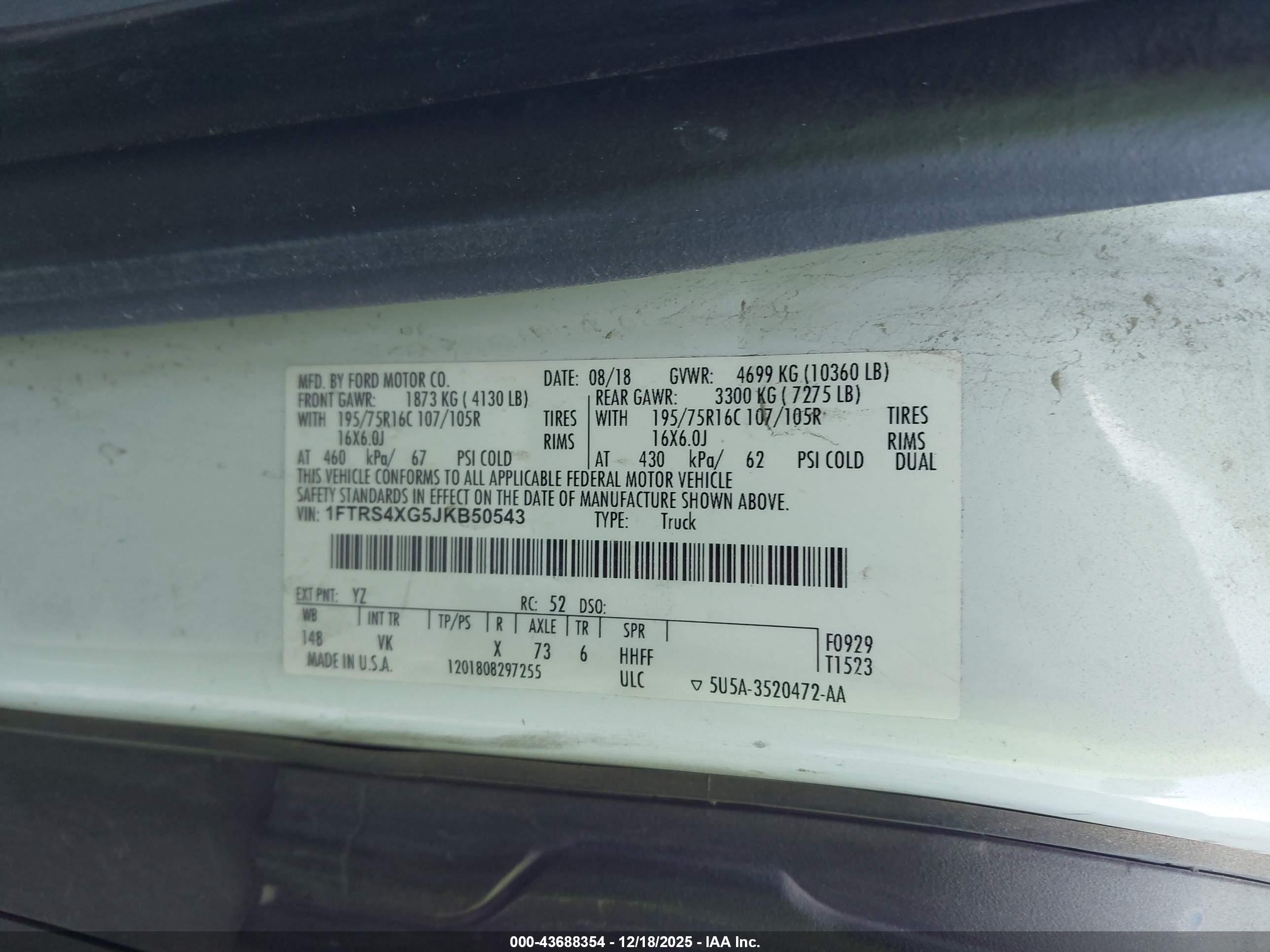 FORD TRANSIT-350 image 9