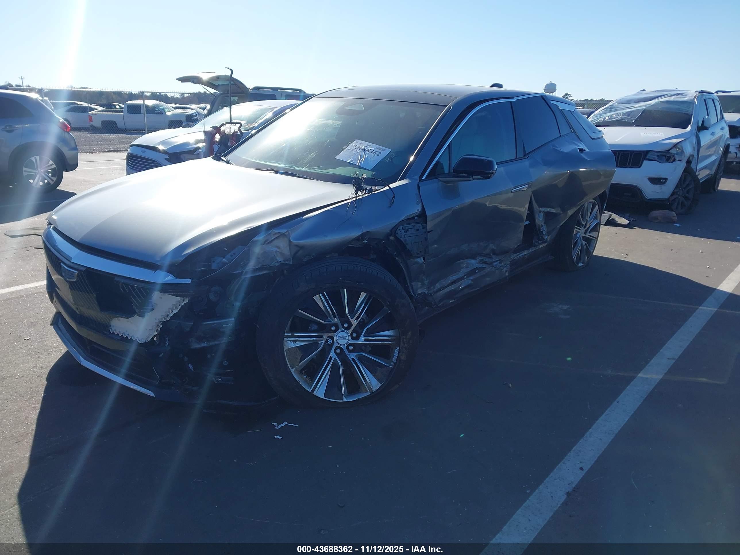 CADILLAC LYRIQ image 2