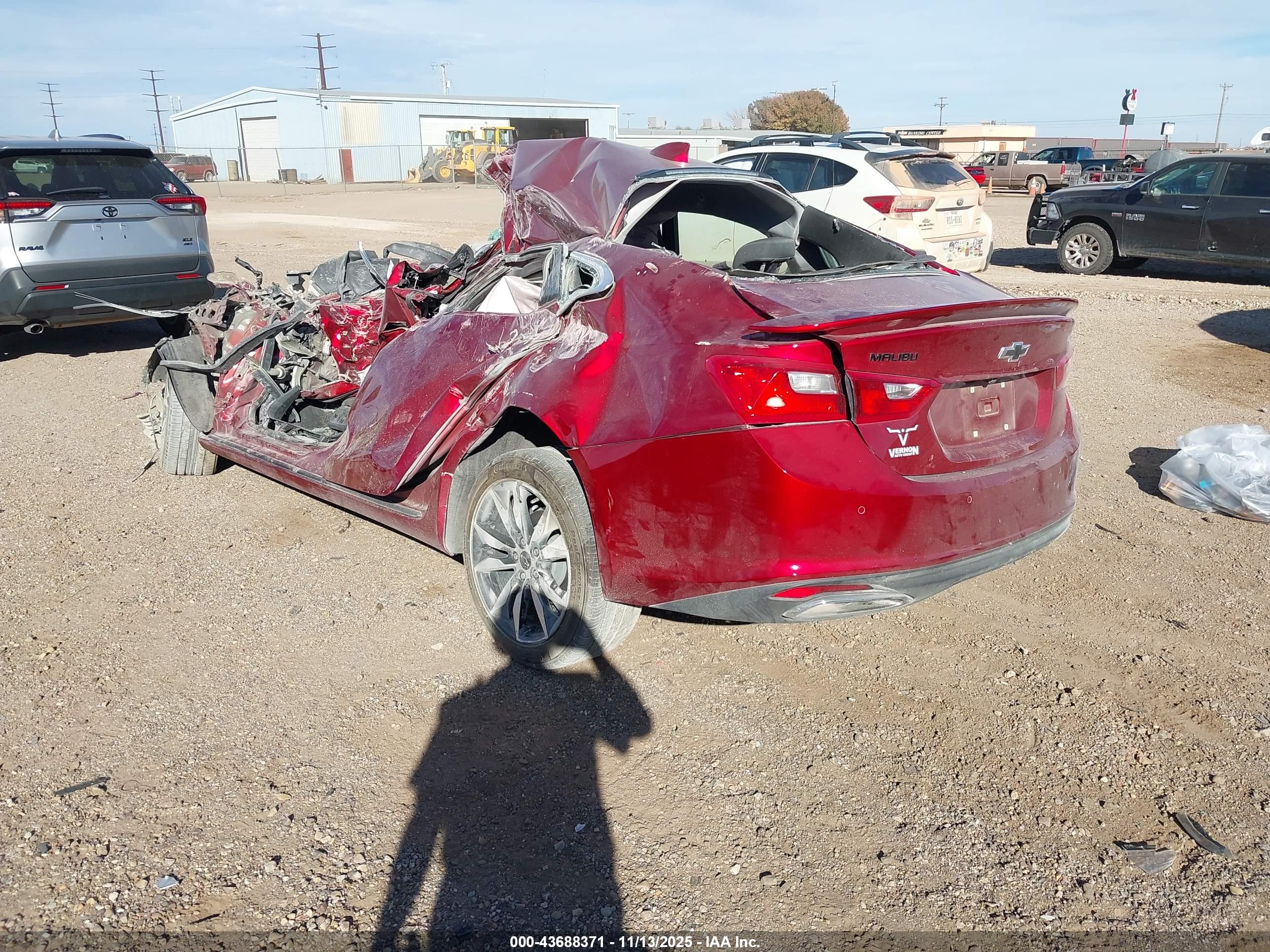 CHEVROLET MALIBU image 3