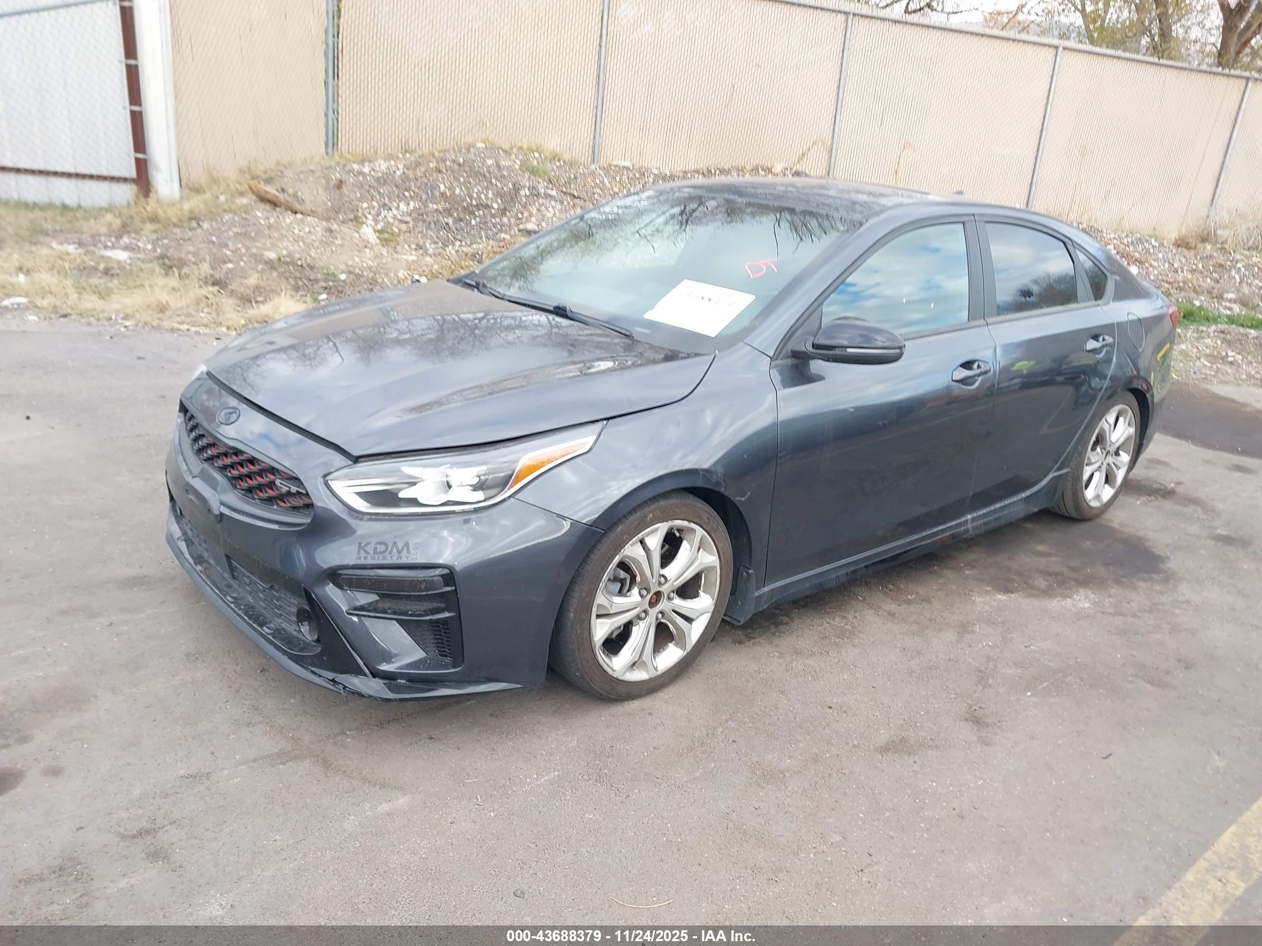 KIA FORTE image 2