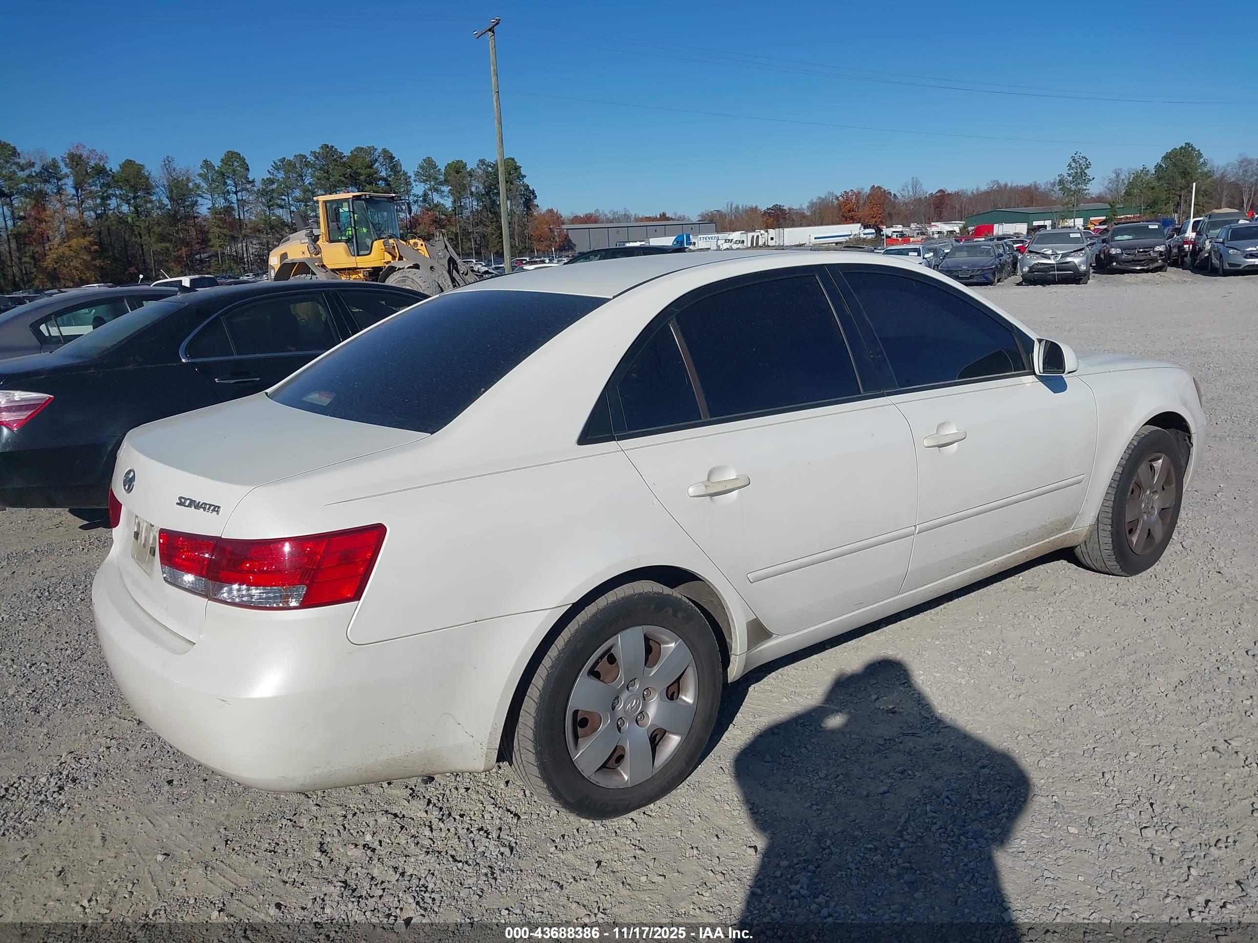 HYUNDAI SONATA image 4
