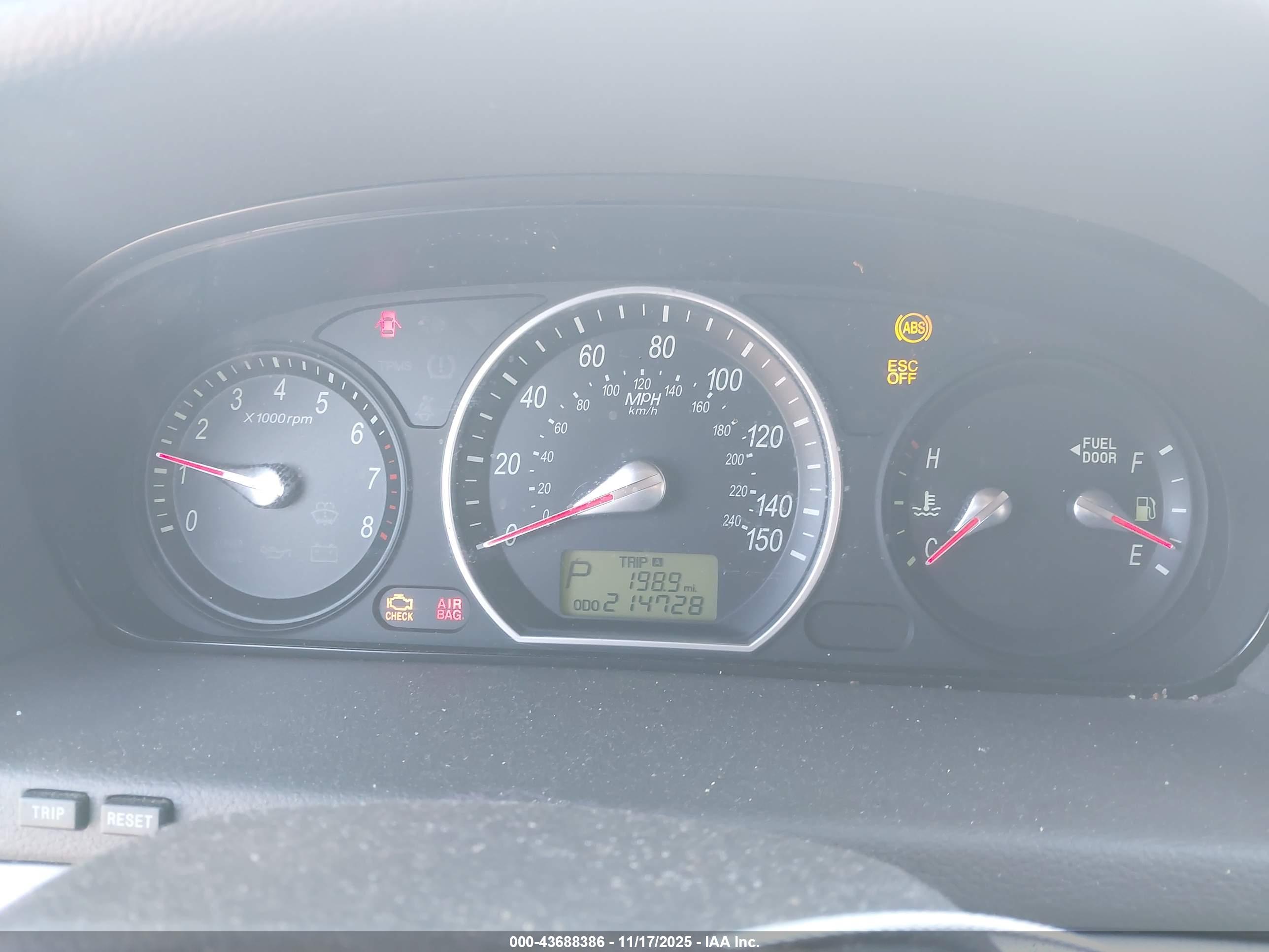 HYUNDAI SONATA image 7