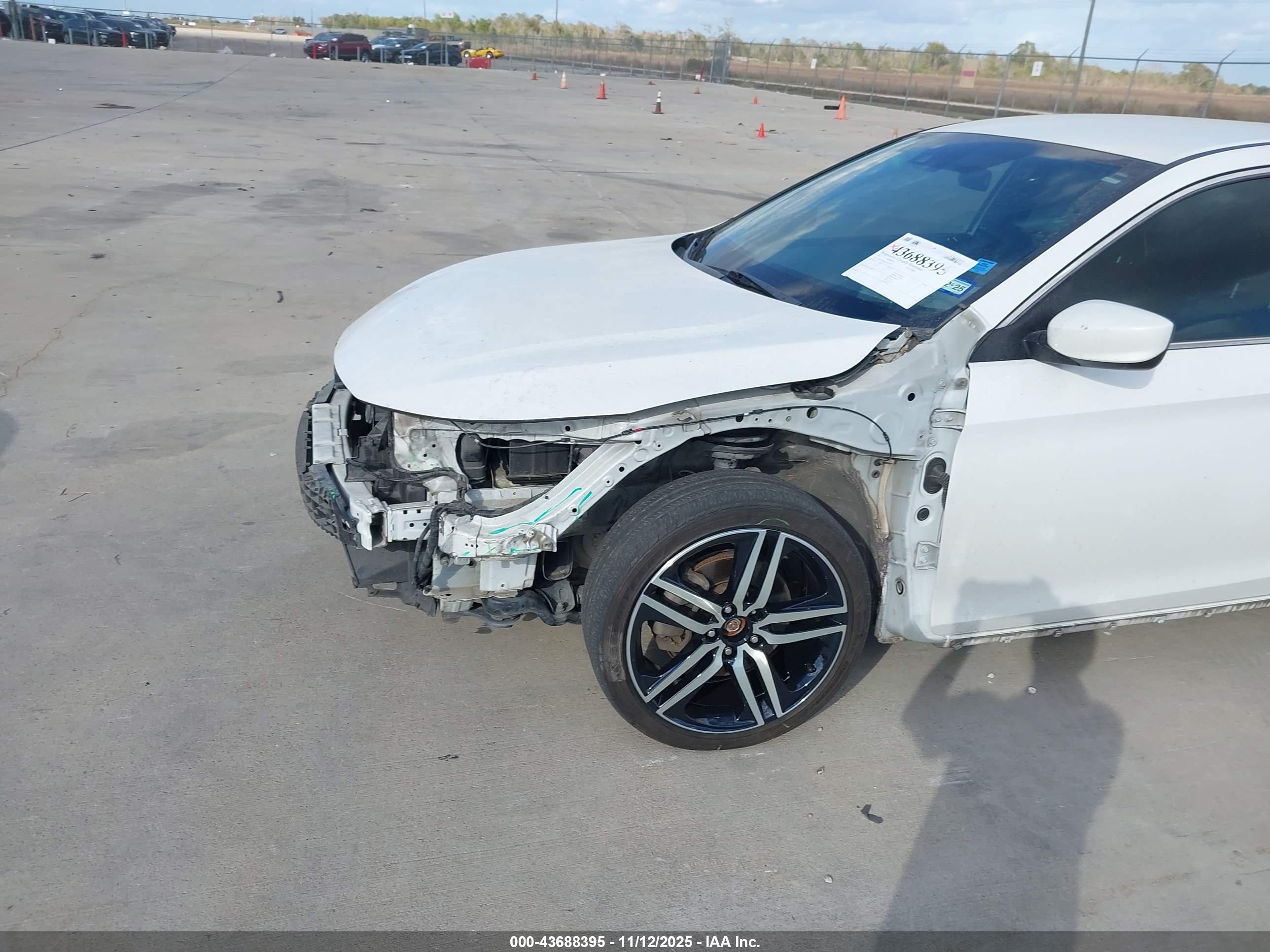 HONDA ACCORD image 6