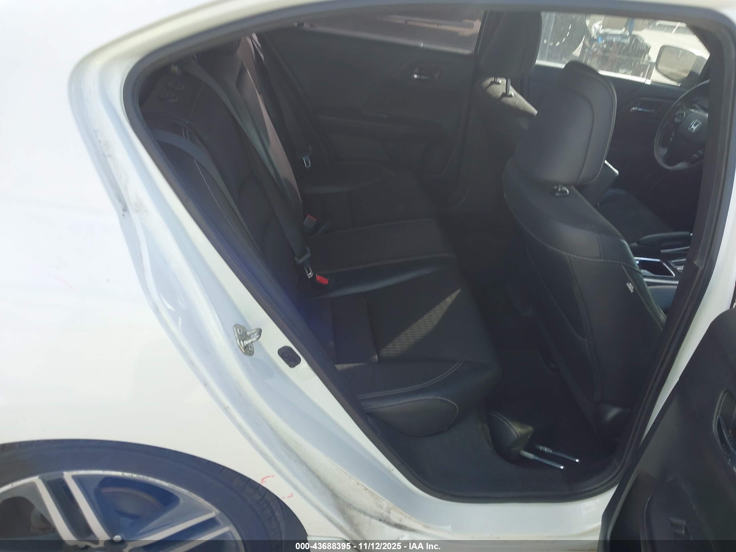 HONDA ACCORD image 8