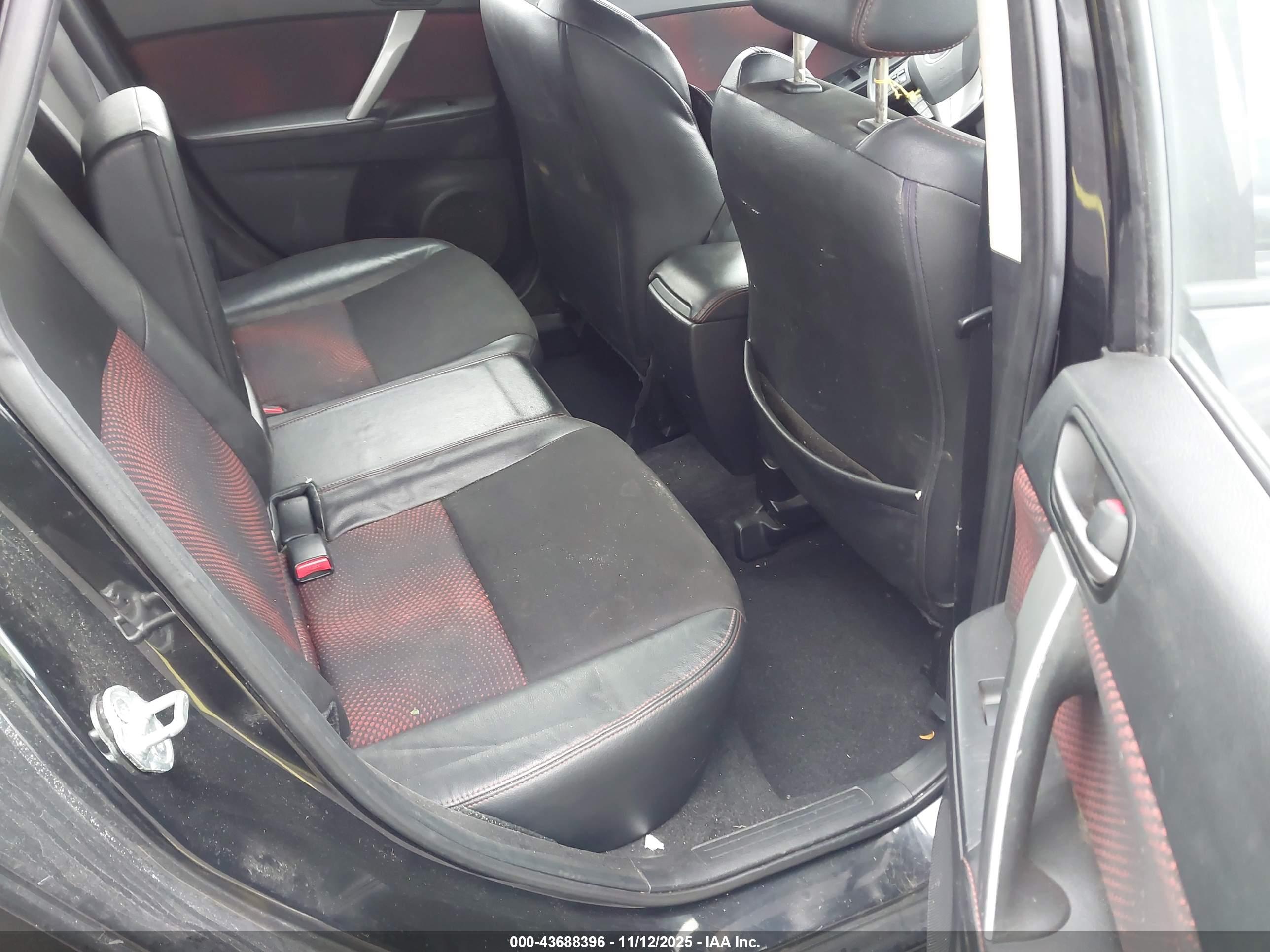 MAZDA MAZDASPEED3 image 8