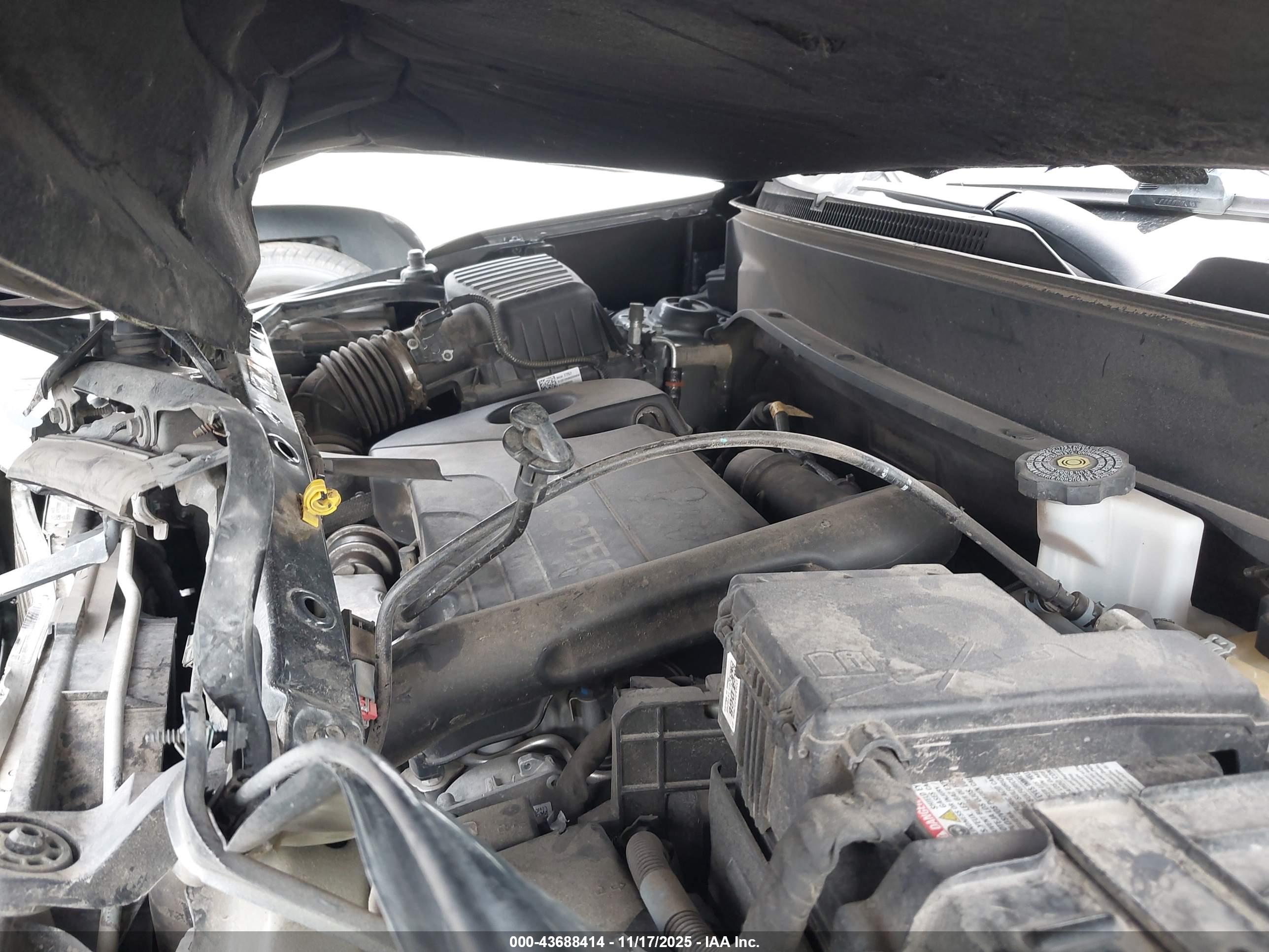 CHEVROLET EQUINOX image 10