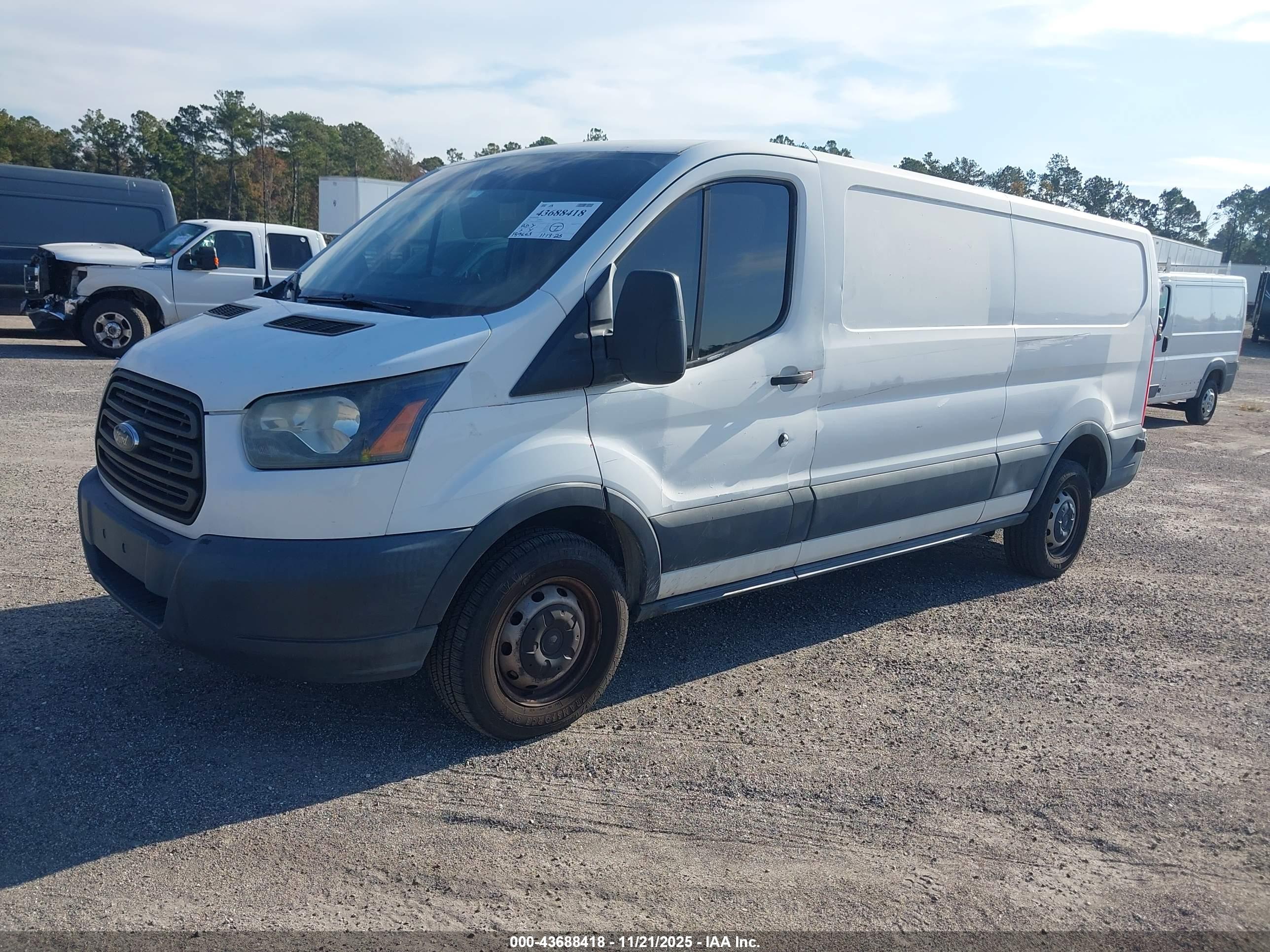 FORD TRANSIT-350 image 2
