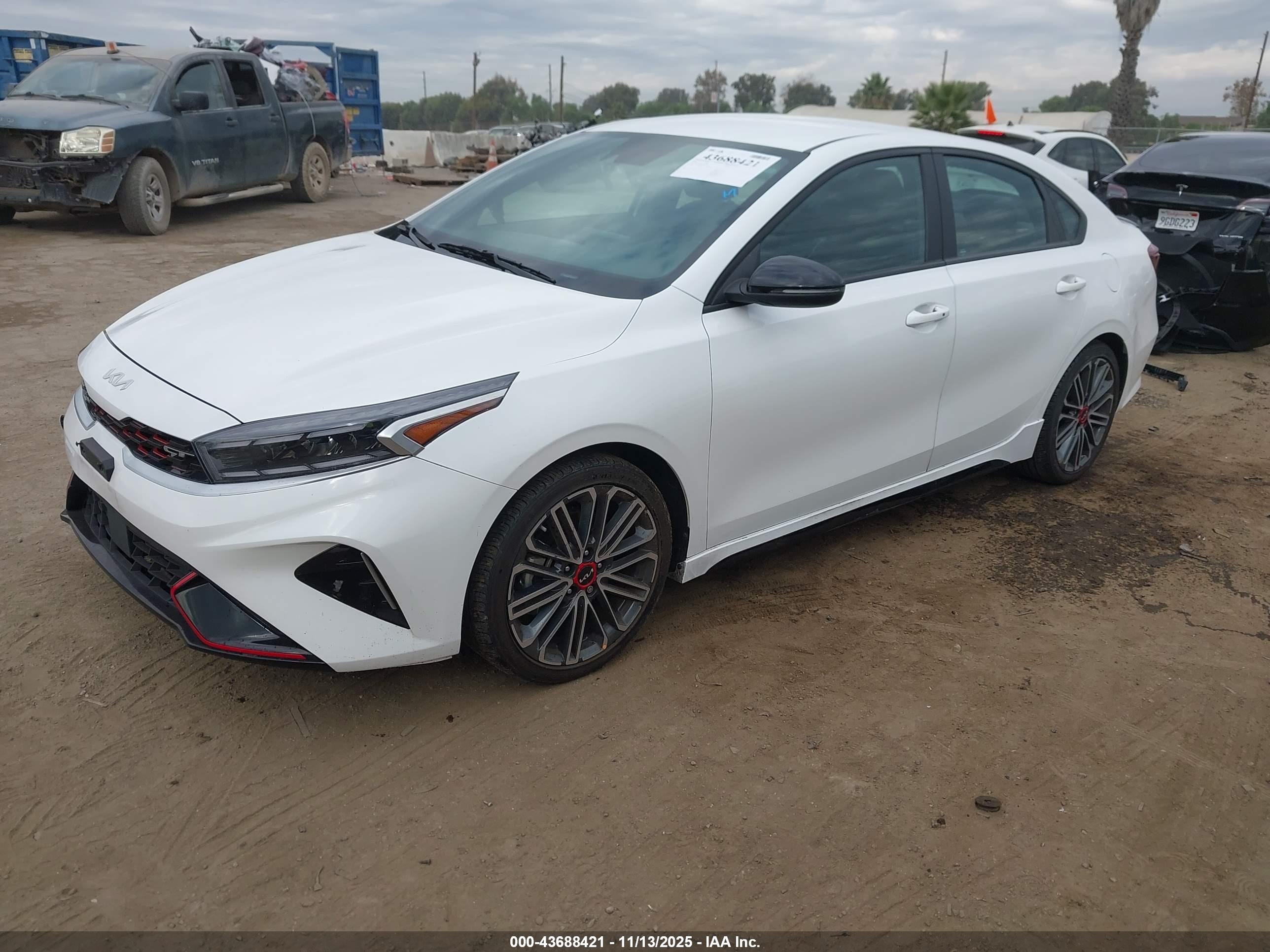 KIA FORTE image 2