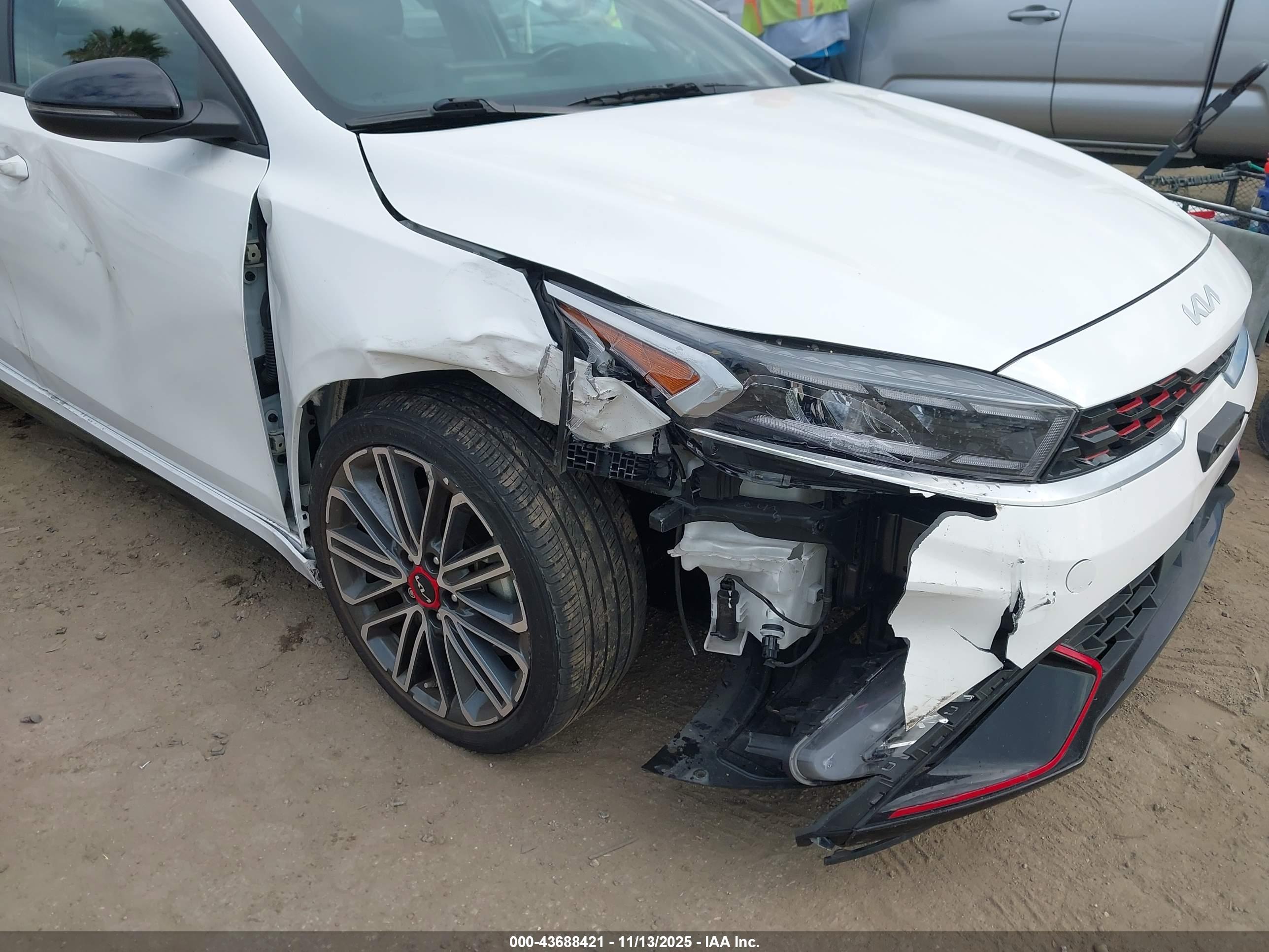 KIA FORTE image 6