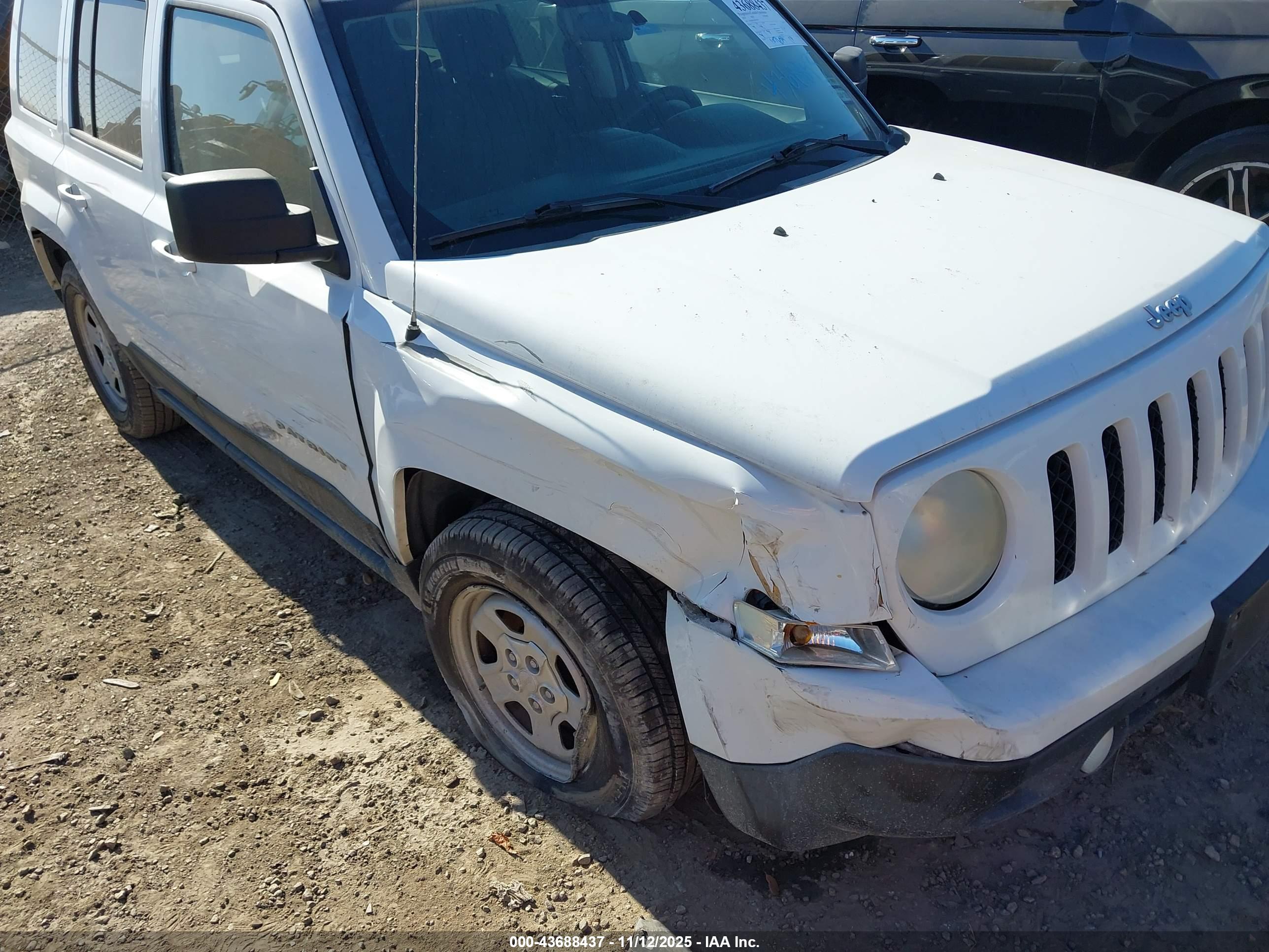 JEEP PATRIOT image 6