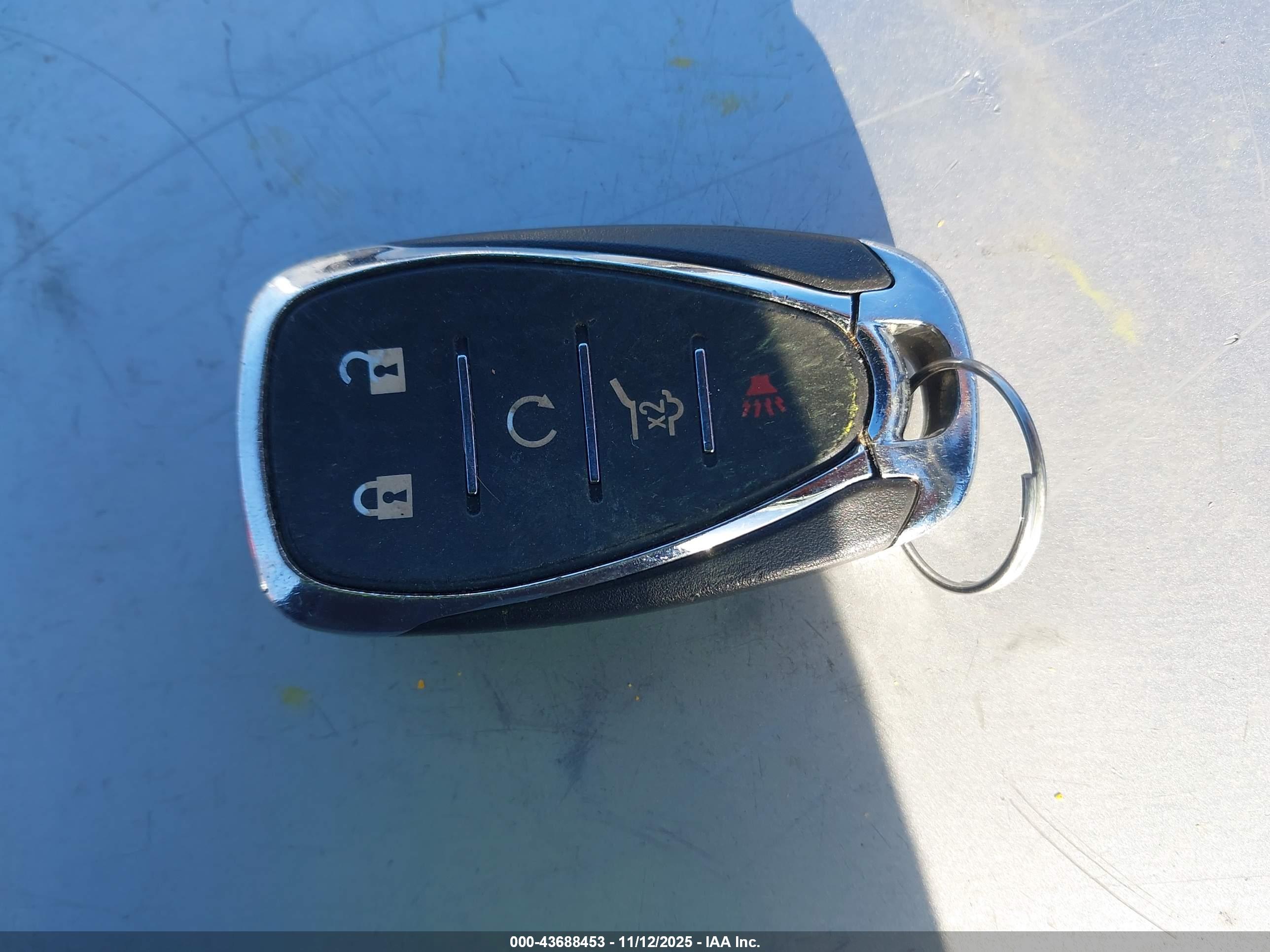 CHEVROLET EQUINOX image 11