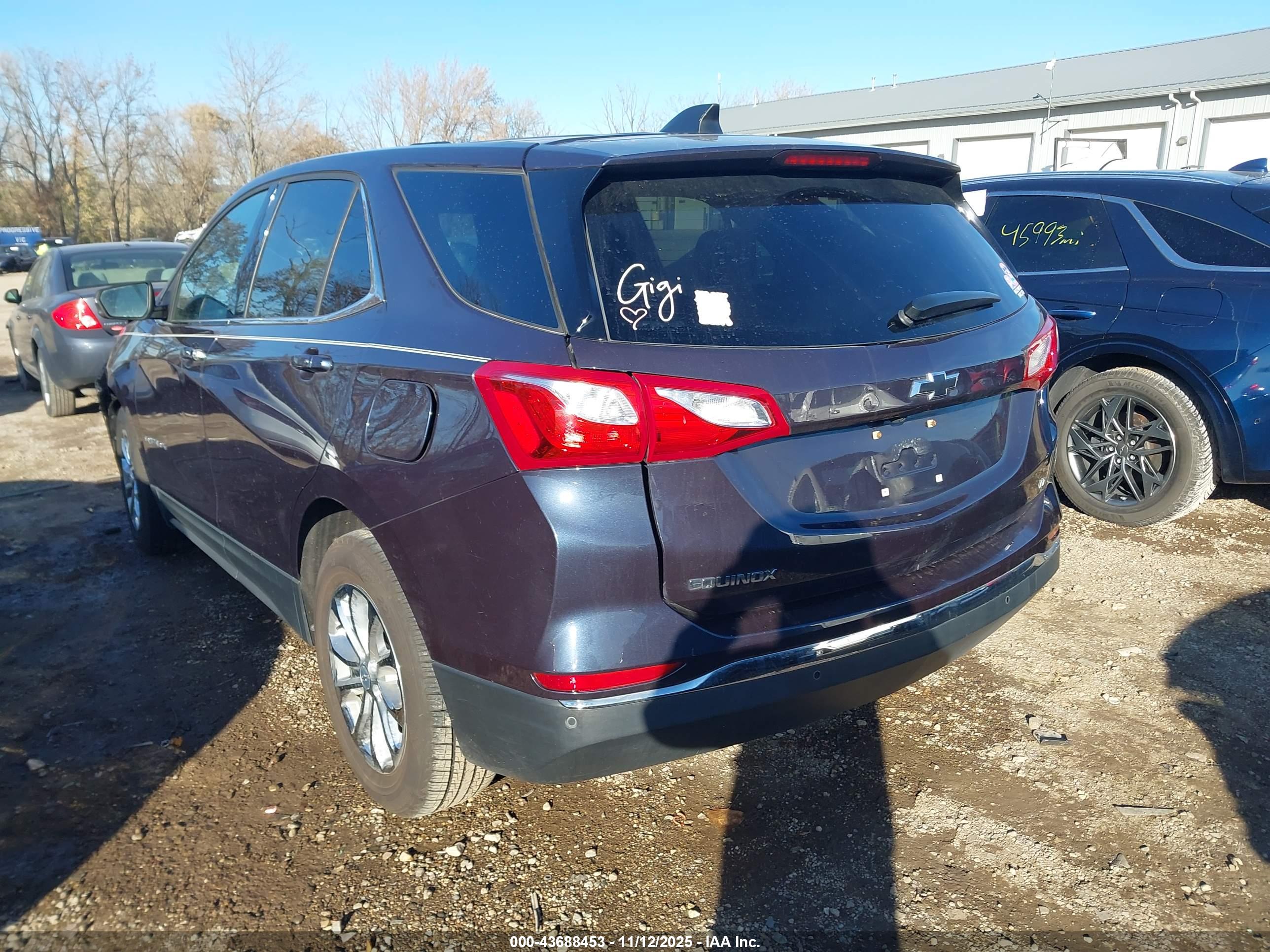 CHEVROLET EQUINOX image 3