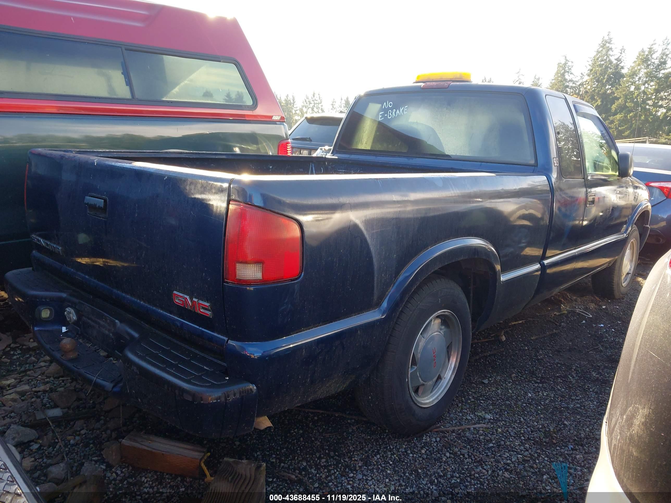 GMC SONOMA image 4
