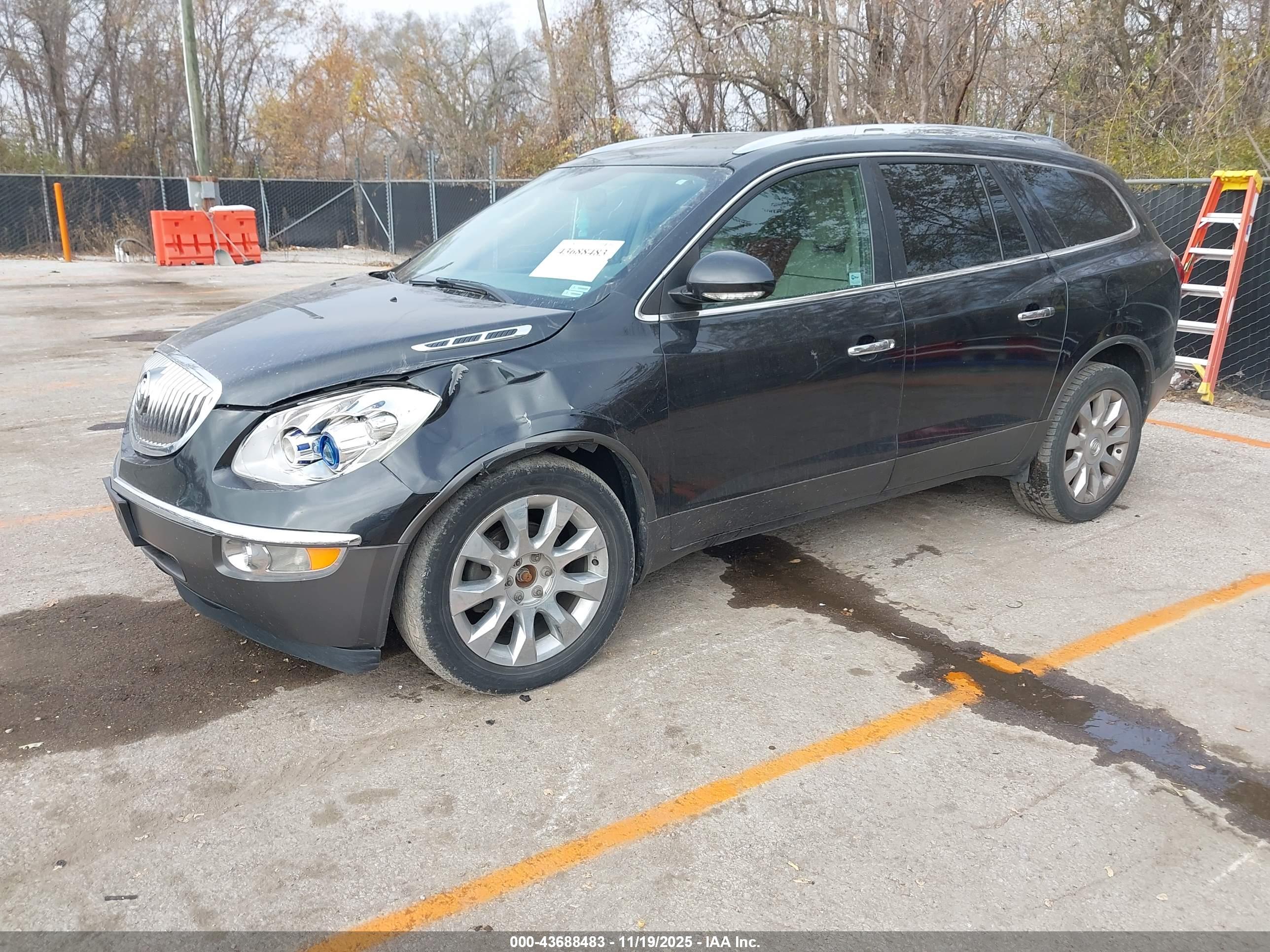 BUICK ENCLAVE image 2