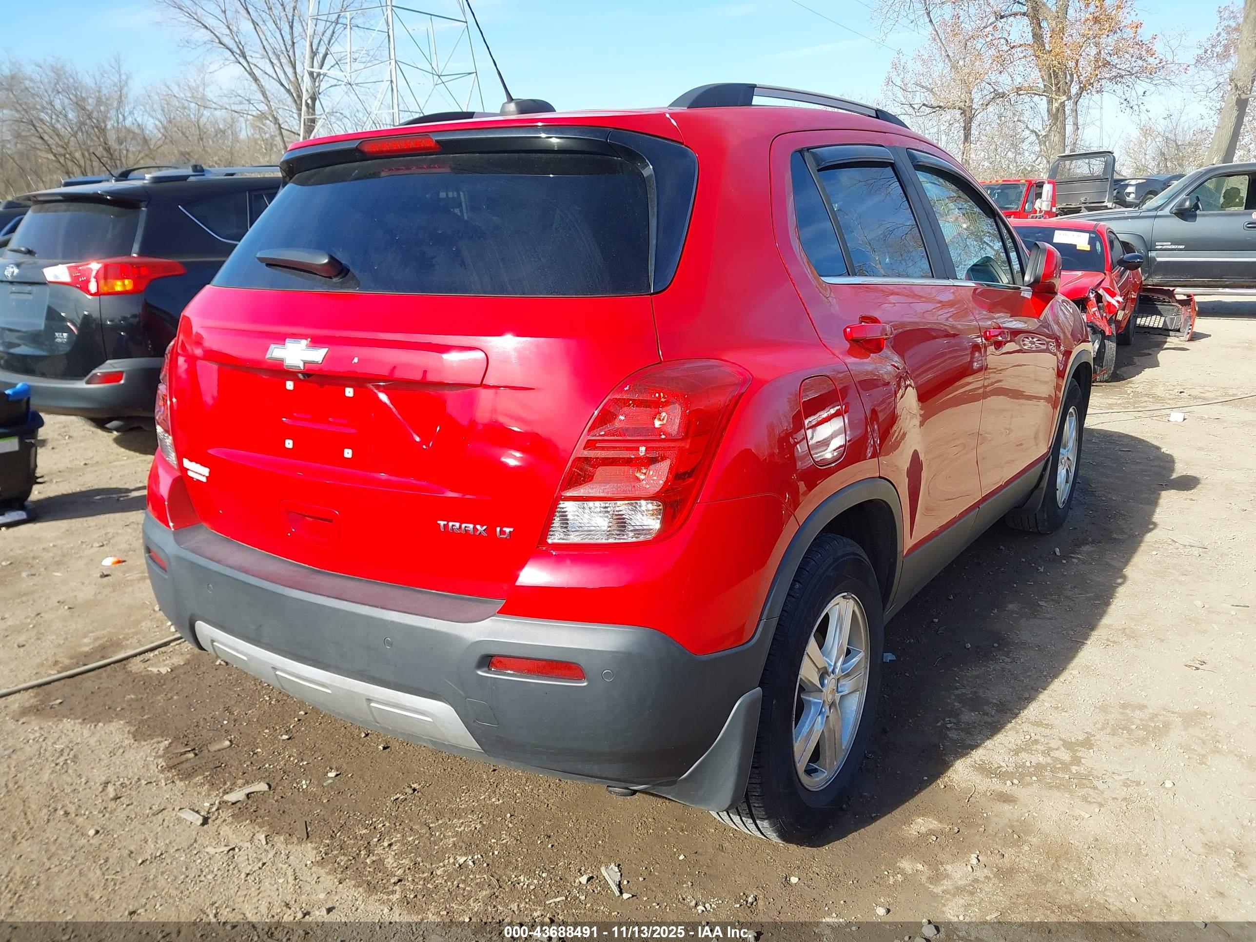 CHEVROLET TRAX image 4