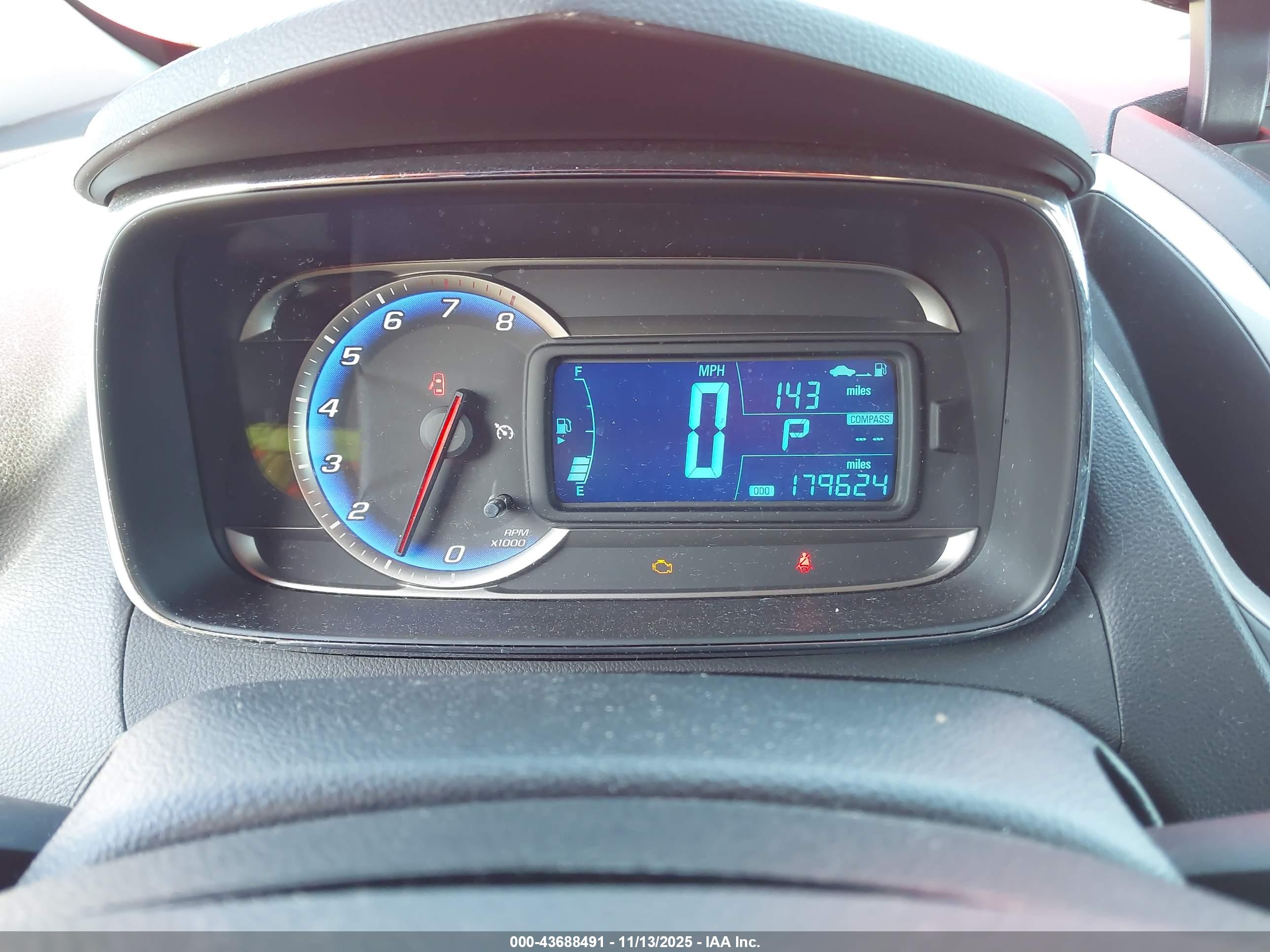 CHEVROLET TRAX image 7